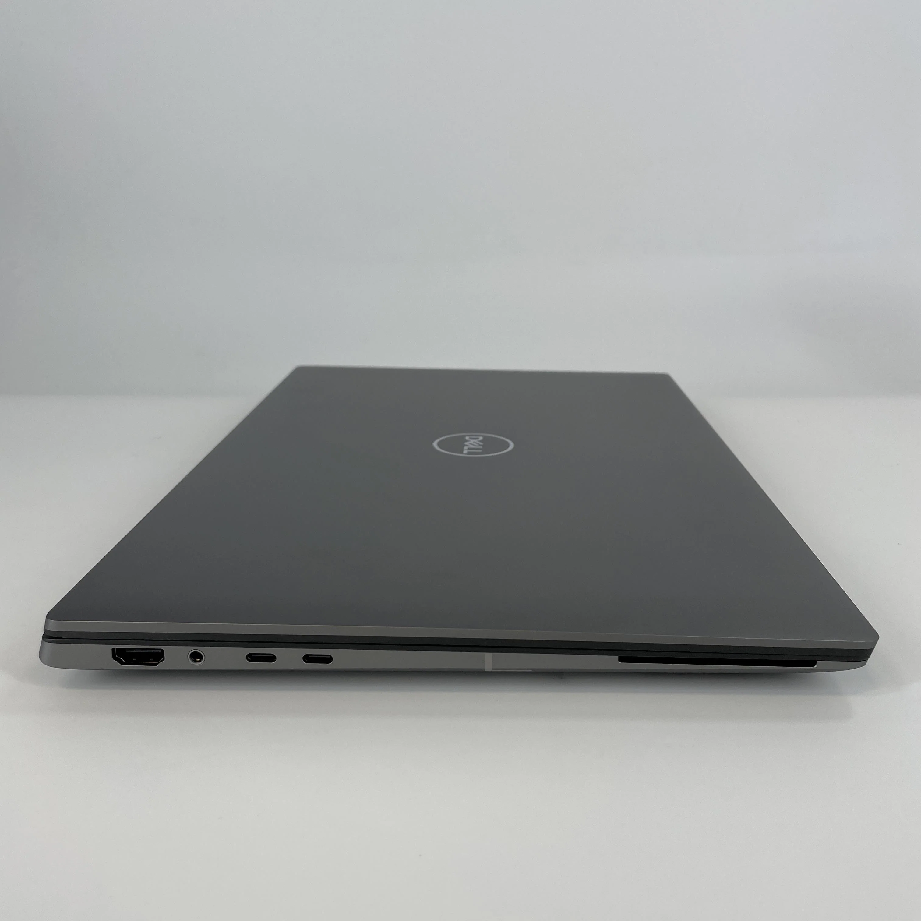 Dell Precision 5690 16 2.5 GHz Intel Core Ultra 9 64GB RAM 512GB Solid State Drive NVIDIA RTX 2000 Ada 8 GB - Image 9