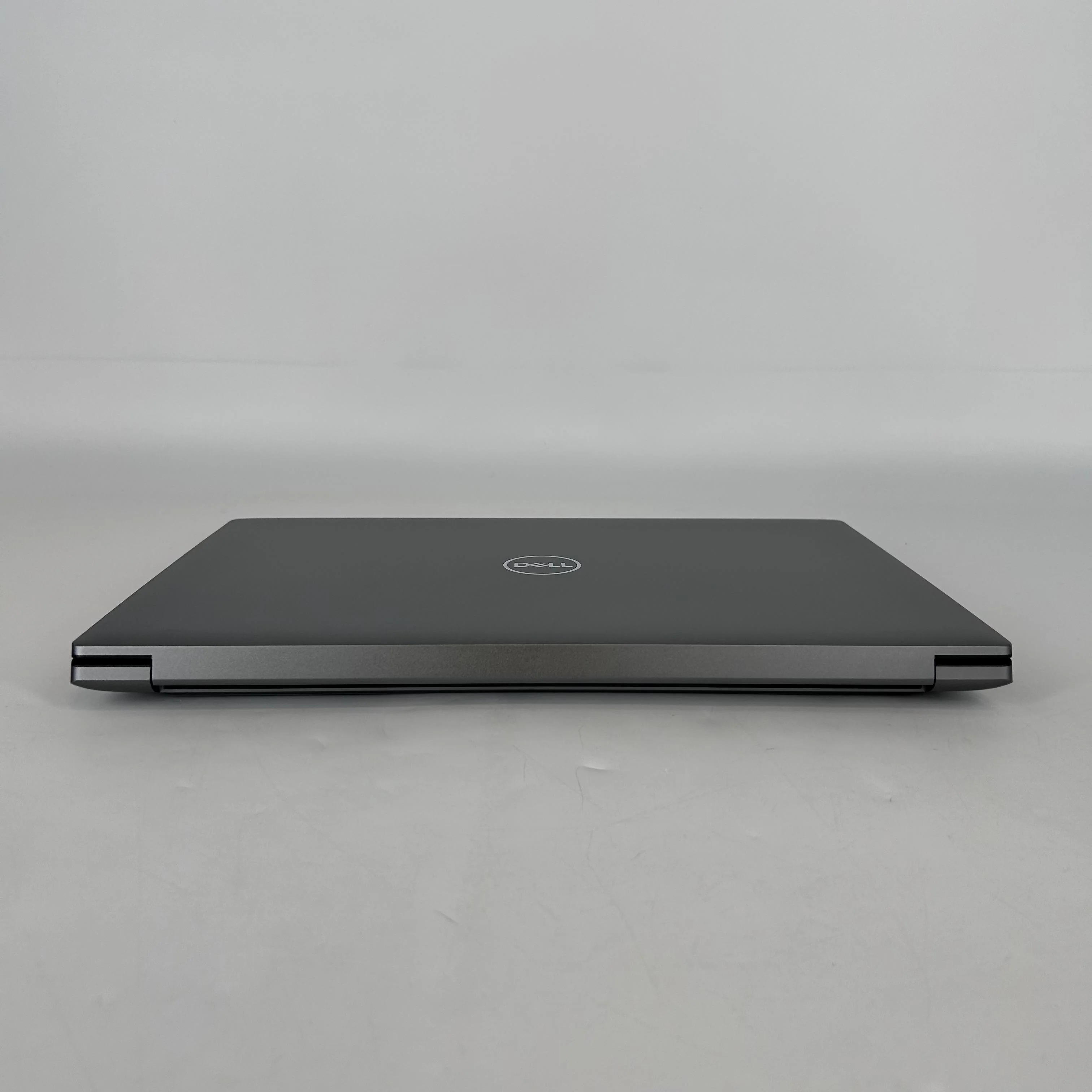 Dell Precision 5690 16 Gray 2.5 GHz Intel Core Ultra 9 64GB RAM 1TB Solid State Drive - Image 7