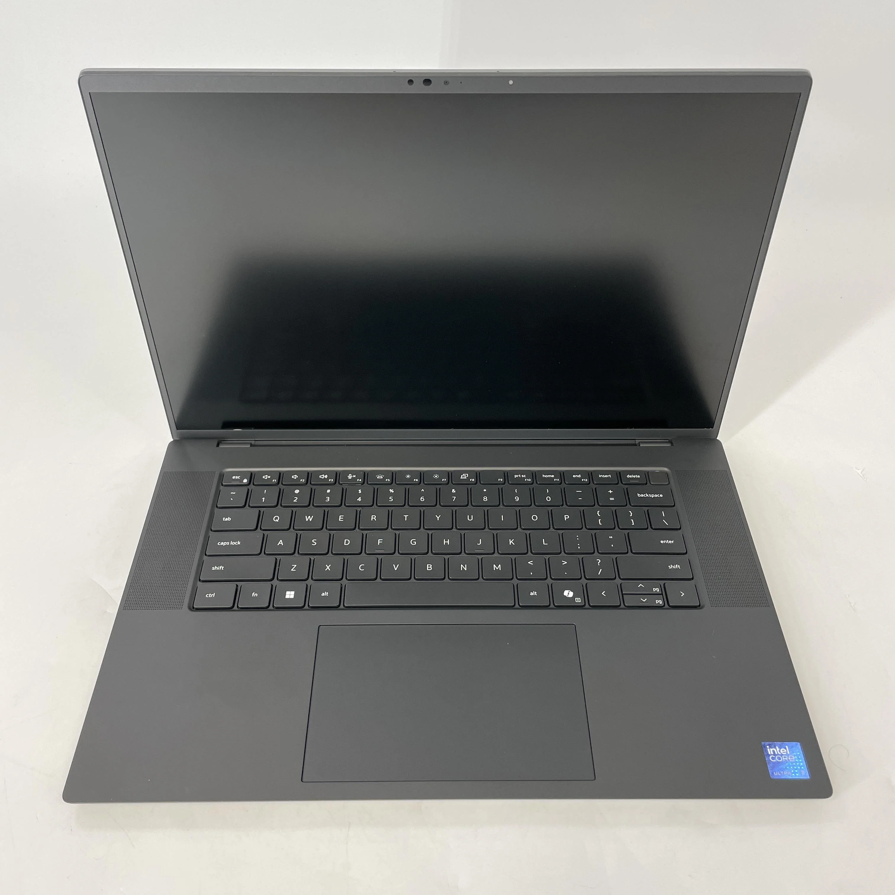 Dell Precision 5690 16 Gray 3.8 GHz Intel Core Ultra 7 64GB RAM 1TB Solid State Drive NVIDIA RTX 2000 Ada 8 GB