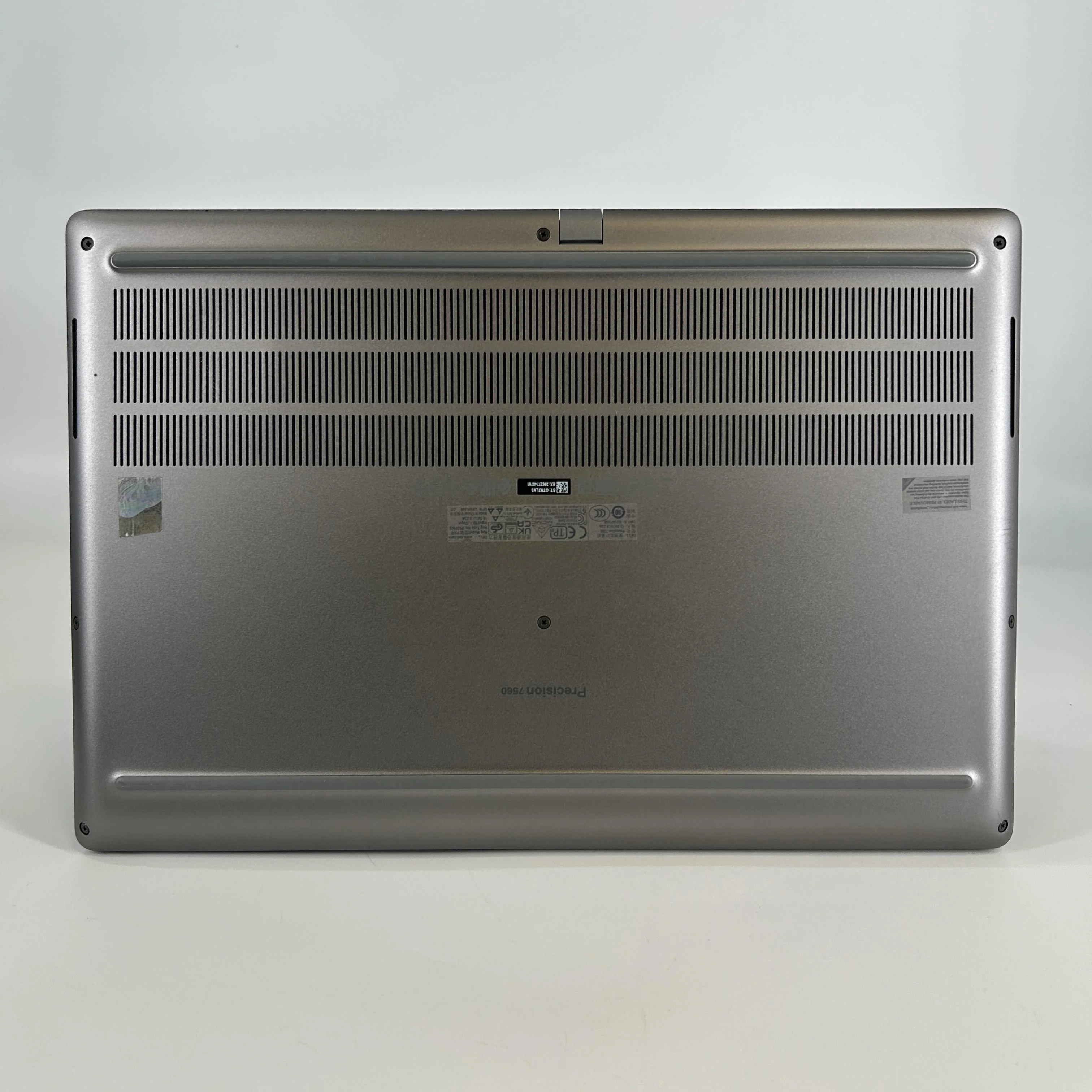 Dell Precision 7560 15.6 Gray 2.6 GHz Intel Core i9 11th Gen. 32GB RAM 1TB Solid State Drive NVIDIA RTX A3000 6 GB - Image 3