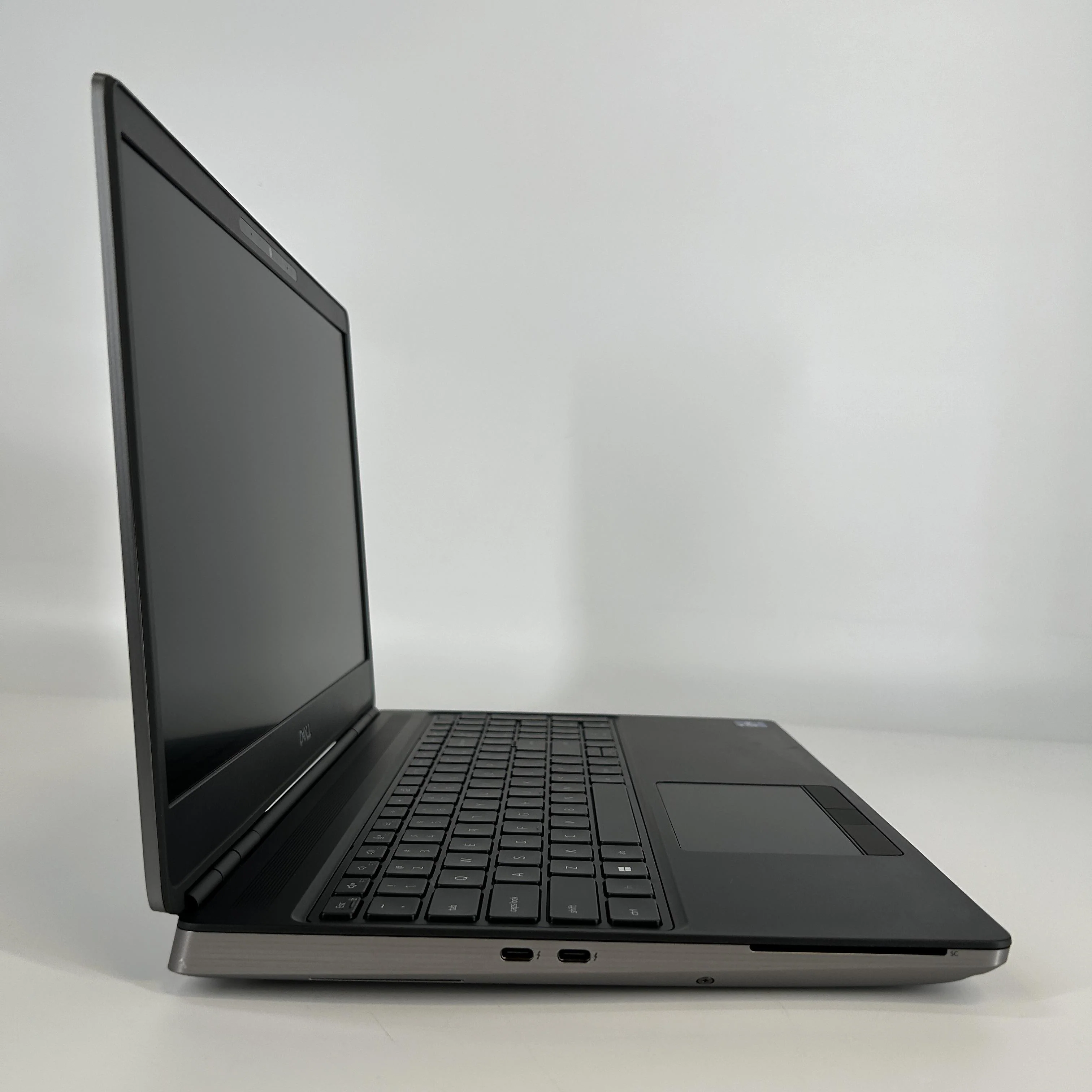 Dell Precision 7560 15.6 Gray 2.6 GHz Intel Core i9 11th Gen. 32GB RAM 1TB Solid State Drive NVIDIA RTX A3000 6 GB - Image 5