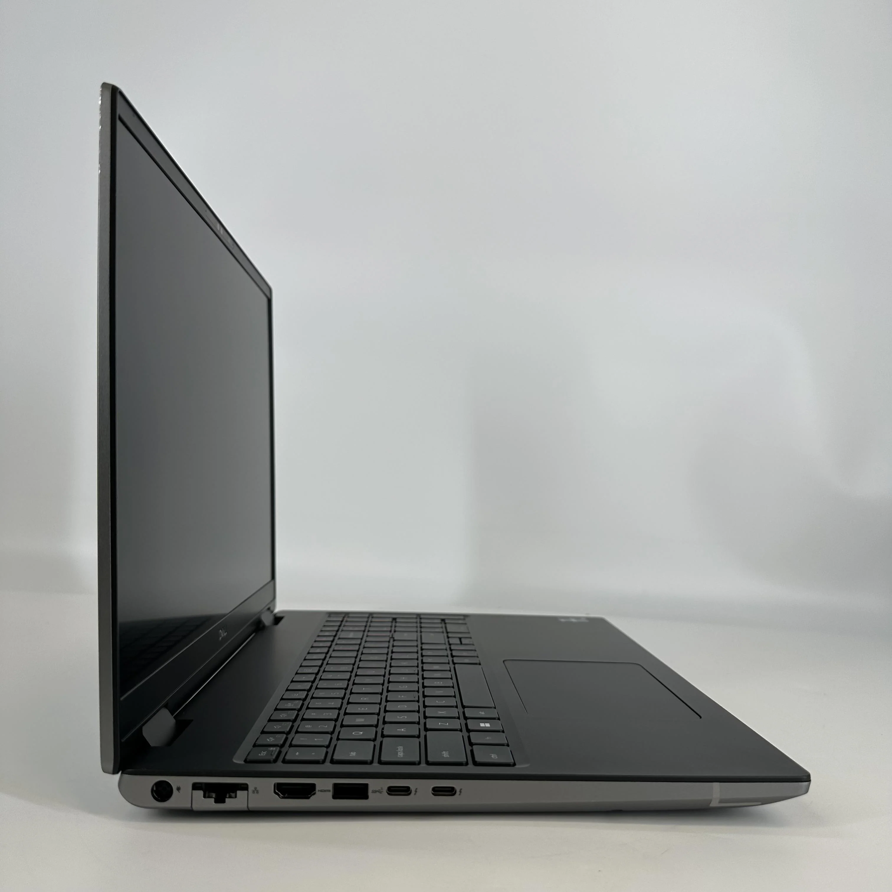 Dell Precision 7670 16 Gray 2.3 GHz Intel Core i9 12th Gen. 64GB RAM 1TB Solid State Drive NVIDIA RTX A1000 4 GB - Image 3