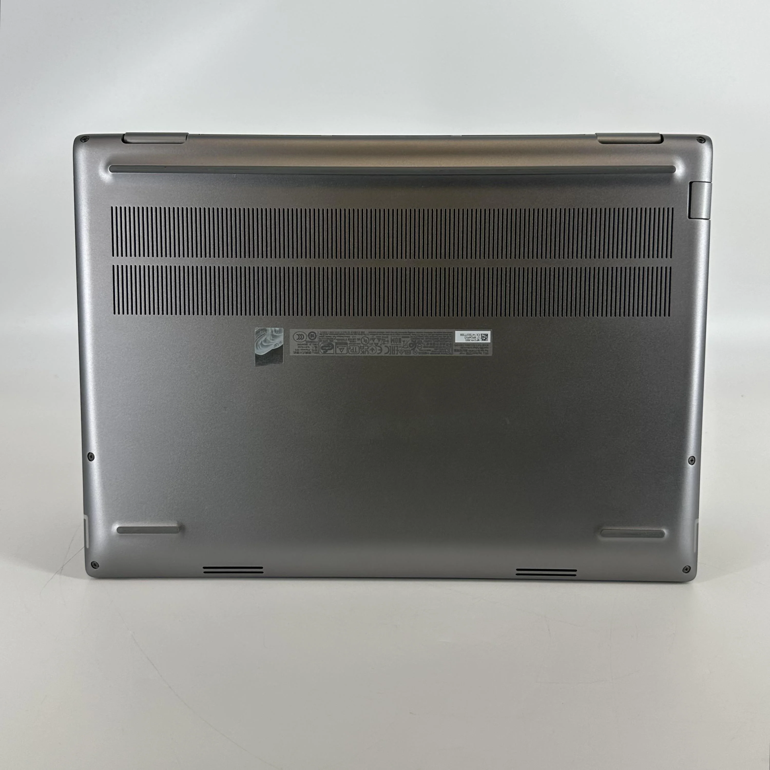 Dell Precision 7670 16 Gray 2.3 GHz Intel Core i9 12th Gen. 64GB RAM 512GB Solid State Drive NVIDIA RTX A1000 4 GB - Image 4