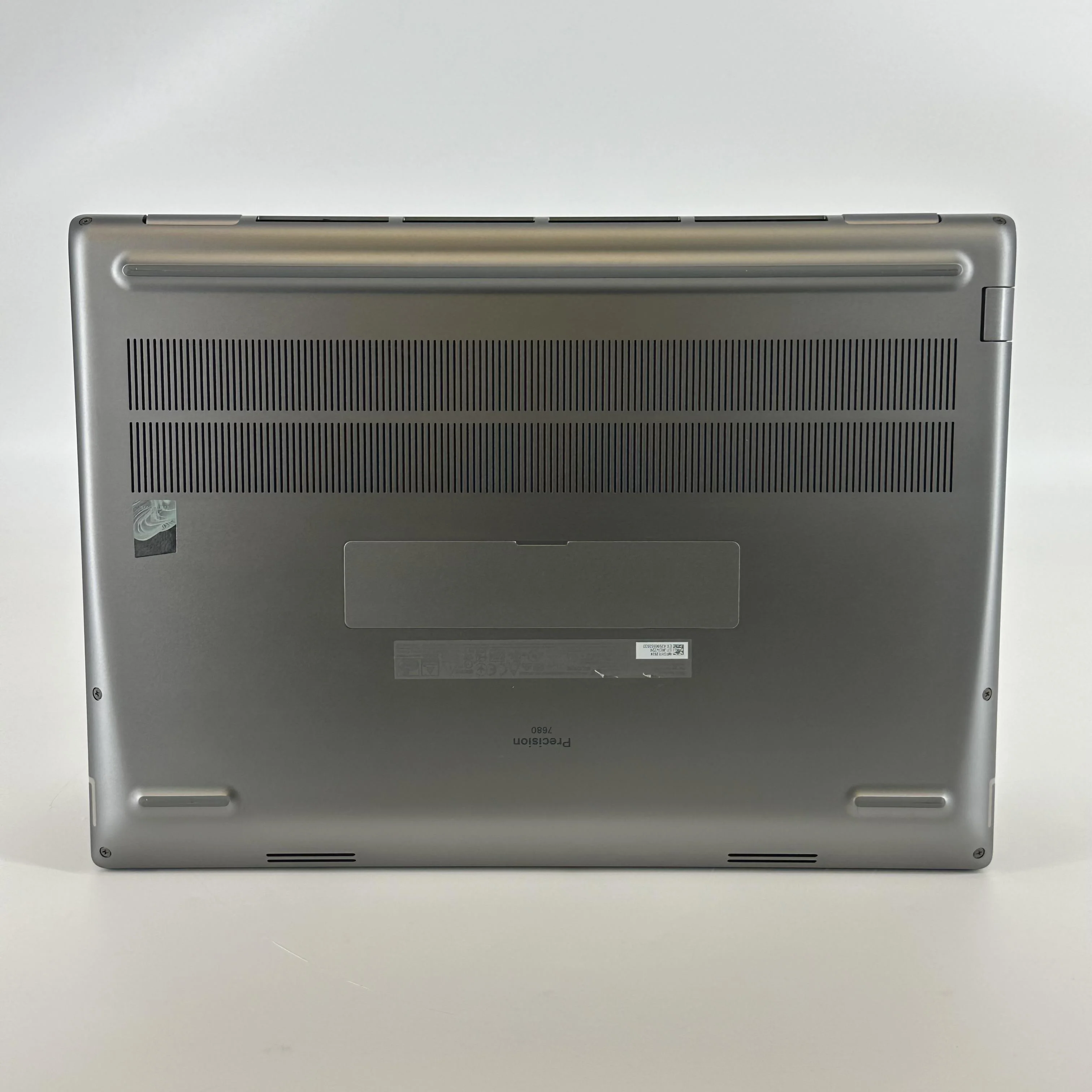 Dell Precision 7680 16 Gray 2.2 GHz Intel Core i9 13th Gen. 32GB RAM 1TB Solid State Drive NVIDIA RTX 4000 Ada 12 GB - Image 6