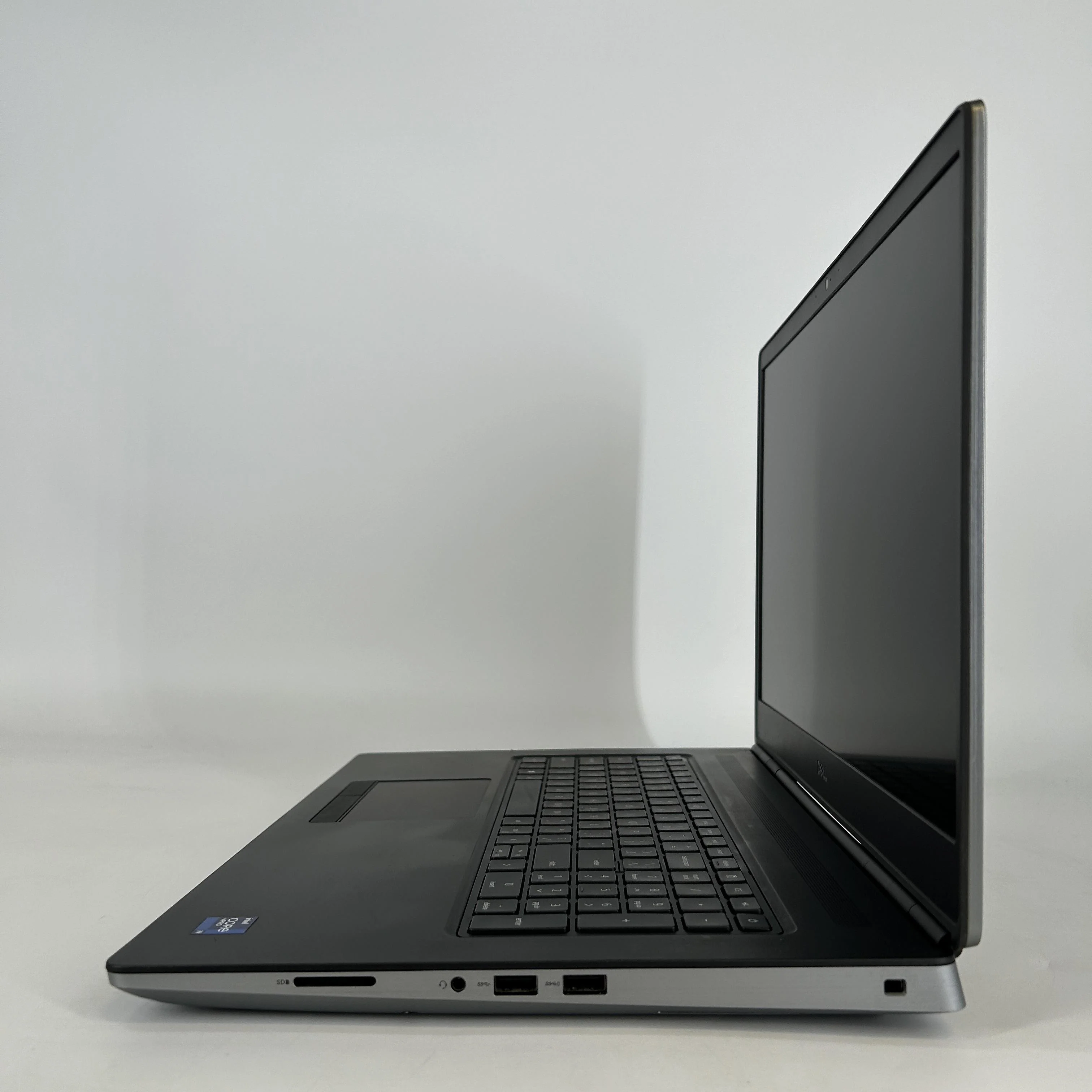 Dell Precision 7760 17.3 Gray 2.6 GHz Intel Core i9 11th Gen. 64GB RAM 1TB Solid State Drive NVIDIA RTX A3000 6 GB - Image 4