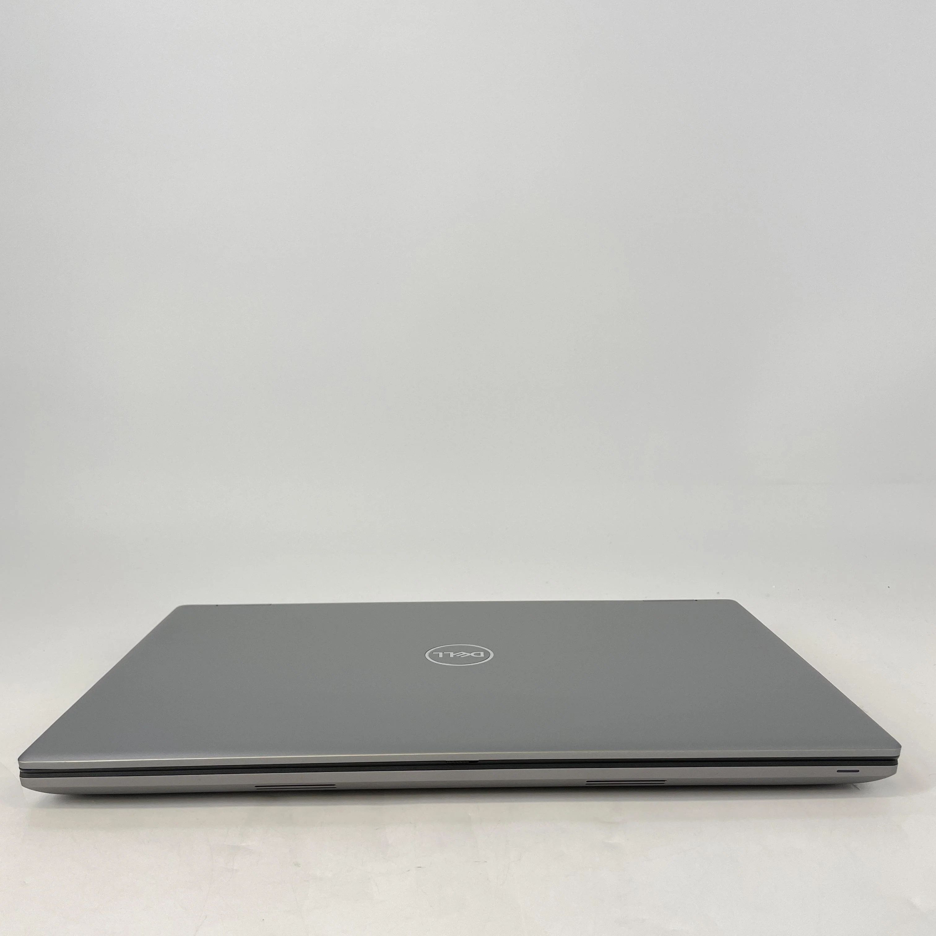 Dell Precision 7780 17.3 Gray 2.2 GHz Intel Core i9 13th Gen. 32GB RAM 1TB Solid State Drive NVIDIA RTX 3500 Ada 12 GB - Image 9