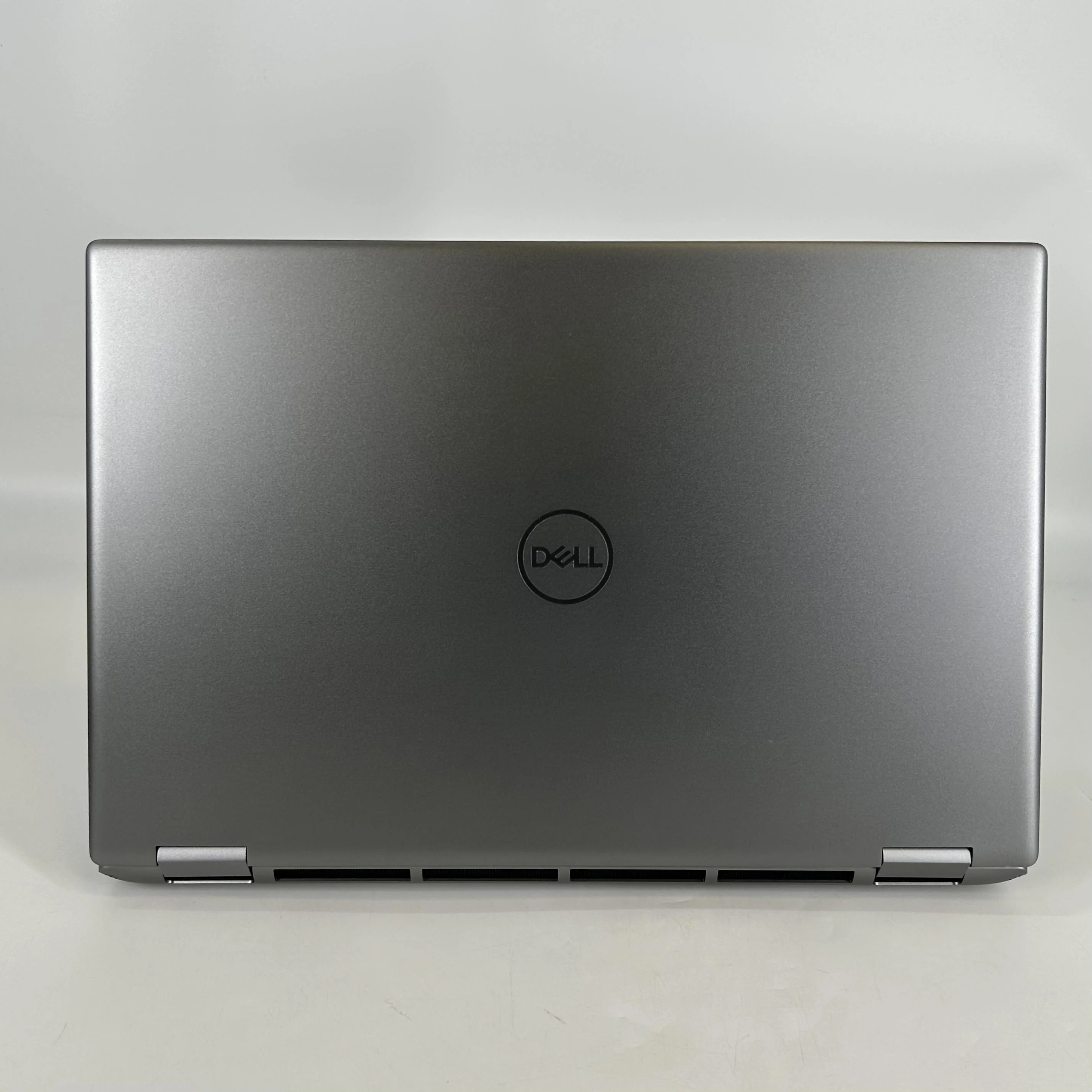 Dell Precision 7780 17.3 Gray 2.2 GHz Intel Core i9 13th Gen. 32GB RAM 512GB Solid State Drive NVIDIA RTX 5000 Ada 16 GB - Image 10