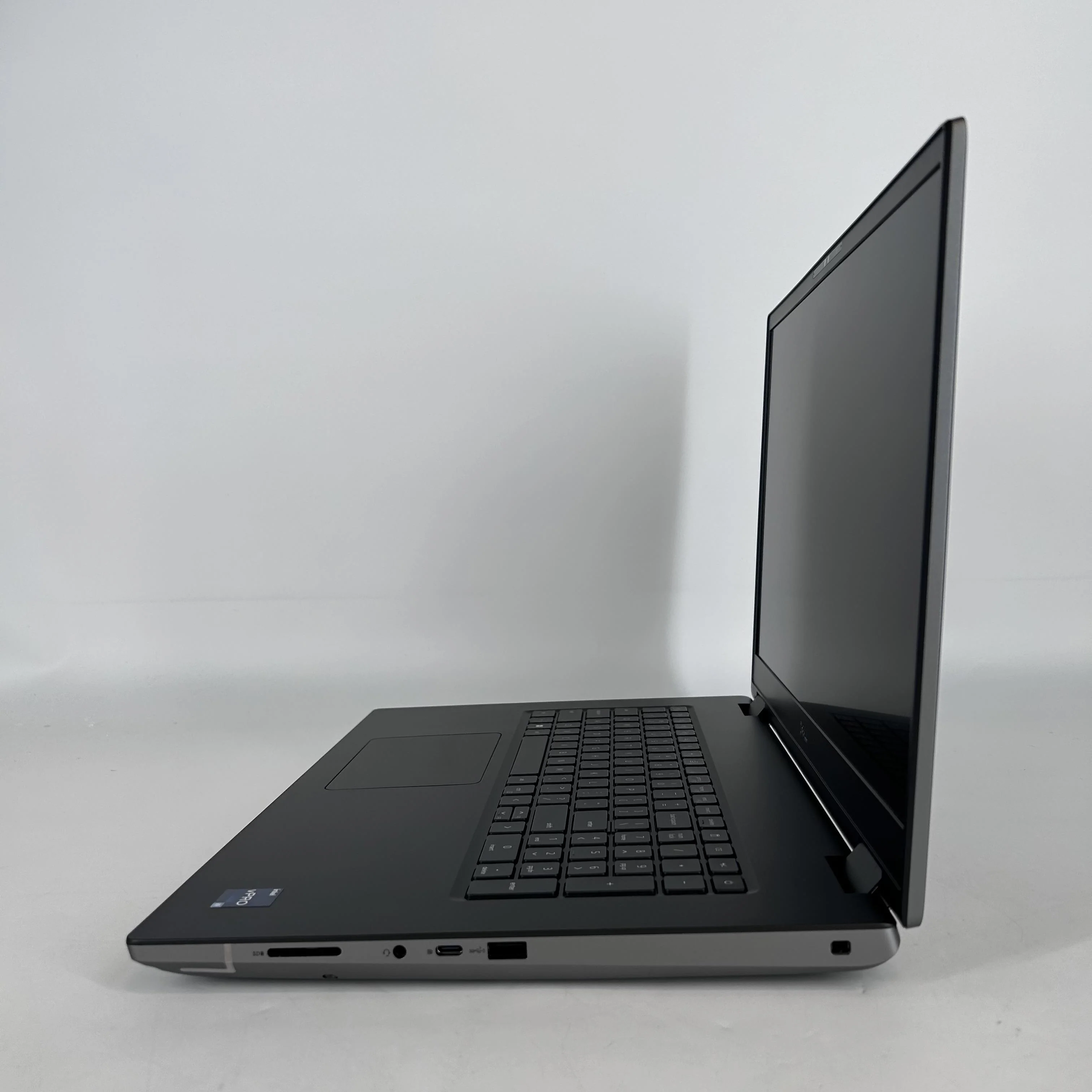 Dell Precision 7780 17.3 Gray 2.2 GHz Intel Core i9 13th Gen. 64GB RAM 1TB Solid State Drive NVIDIA RTX 3500 Ada 12 GB - Image 4