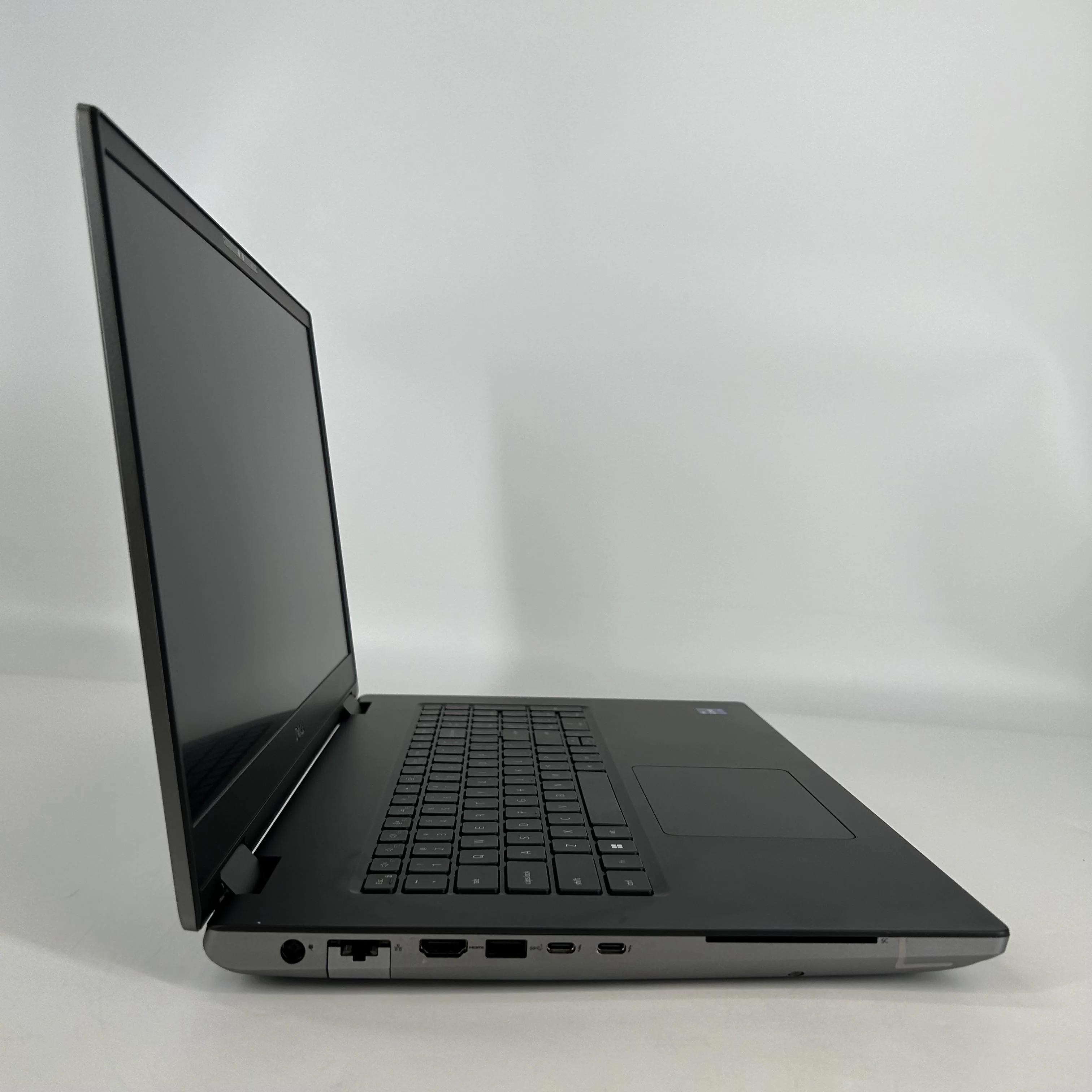 Dell Precision 7780 17.3 Gray 2.2 GHz Intel Core i9 13th Gen. 64GB RAM 1TB Solid State Drive NVIDIA RTX 5000 Ada 16 GB - Image 3