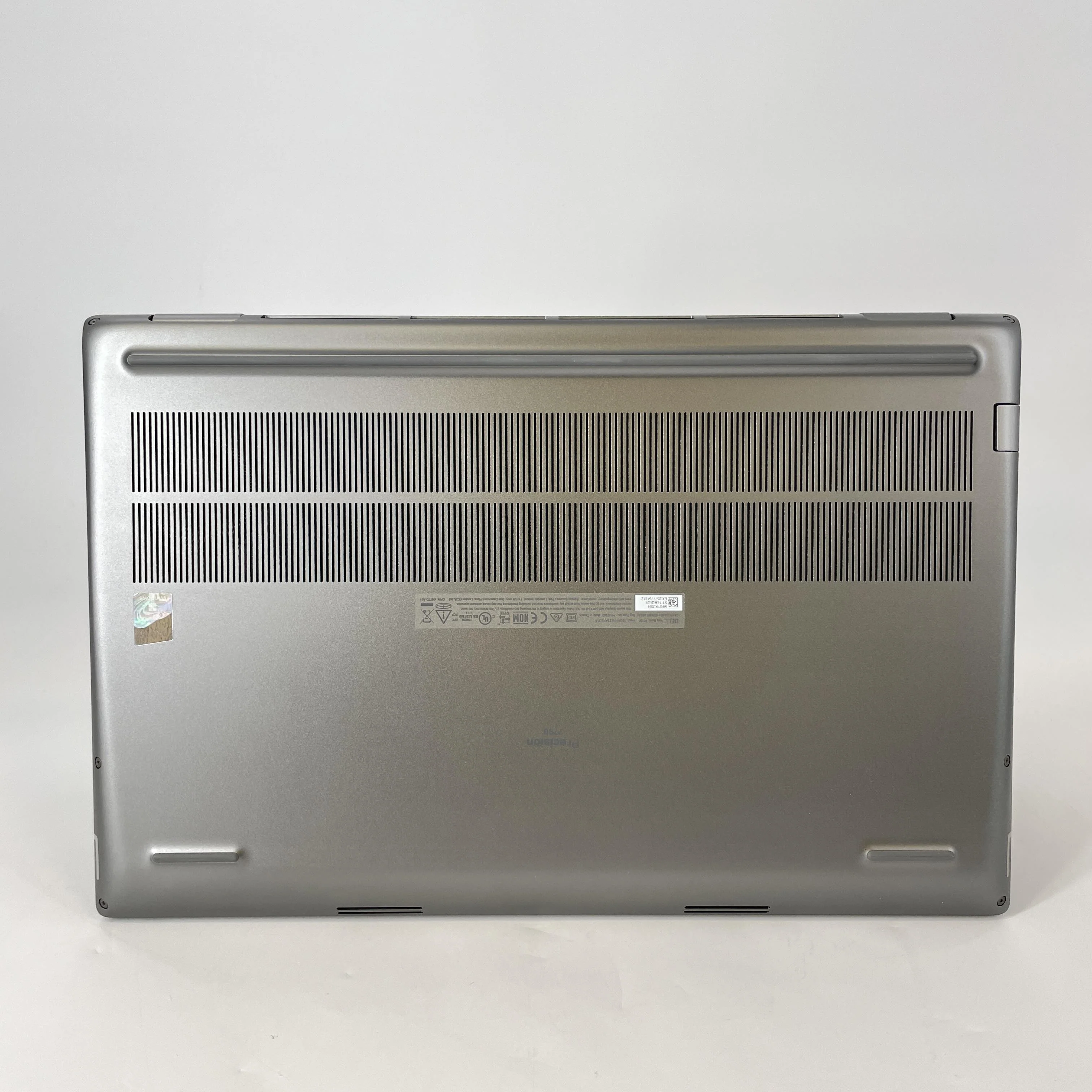 Dell Precision 7780 17.3 Gray 2.2 GHz Intel Core i9 13th Gen. 64GB RAM 512GB Solid State Drive NVIDIA RTX 4000 Ada 12 GB - Image 6