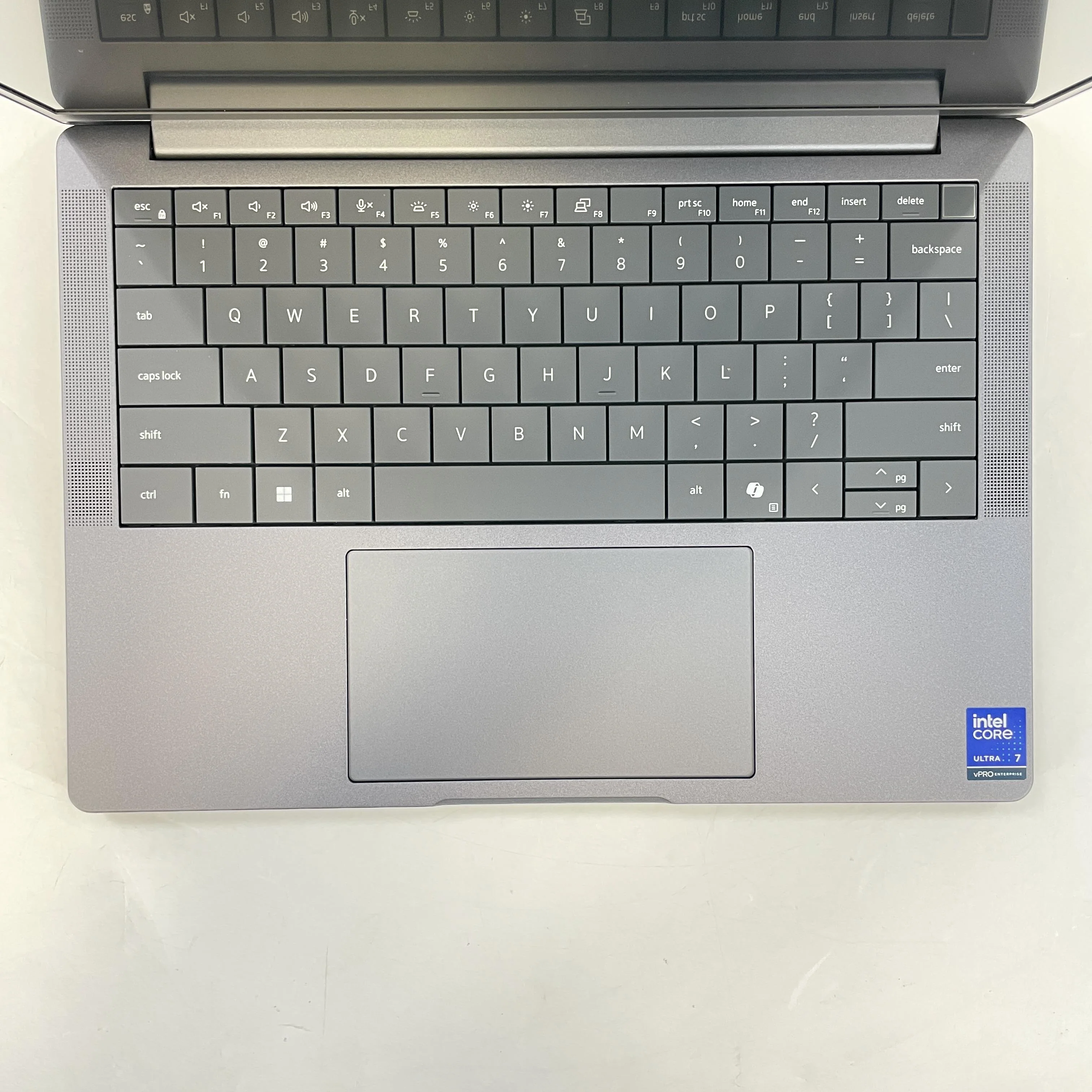 Dell Pro 13 Premium PA13250 Black 2.2 GHz Intel Core Ultra 7 Series 2 16GB RAM 512GB Solid State Drive - Image 2