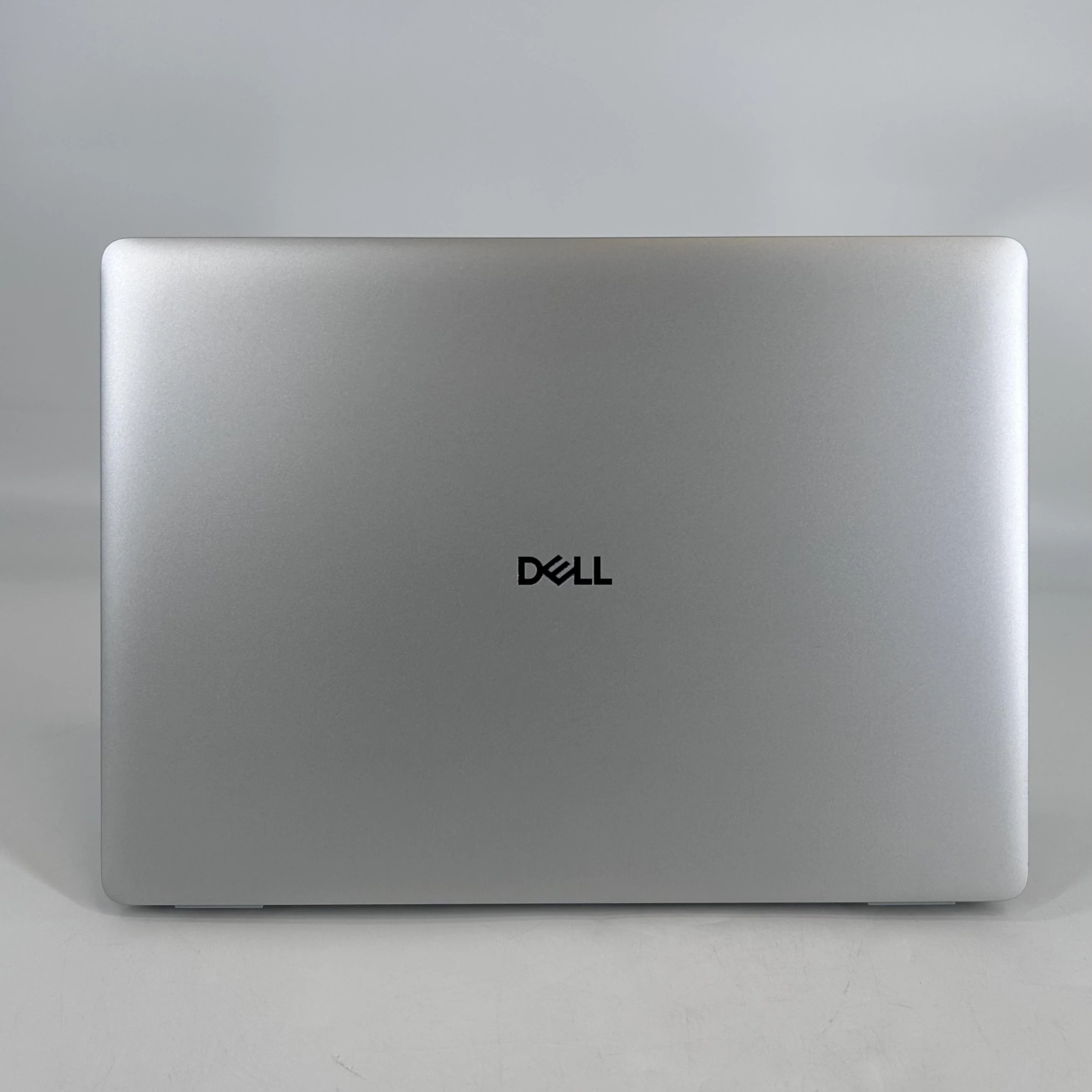 Dell Pro 14 PC14250 Platinum Silver 2.0 GHz Intel Core Ultra 5 Series 2 32GB RAM 512GB Solid State Drive - Image 10