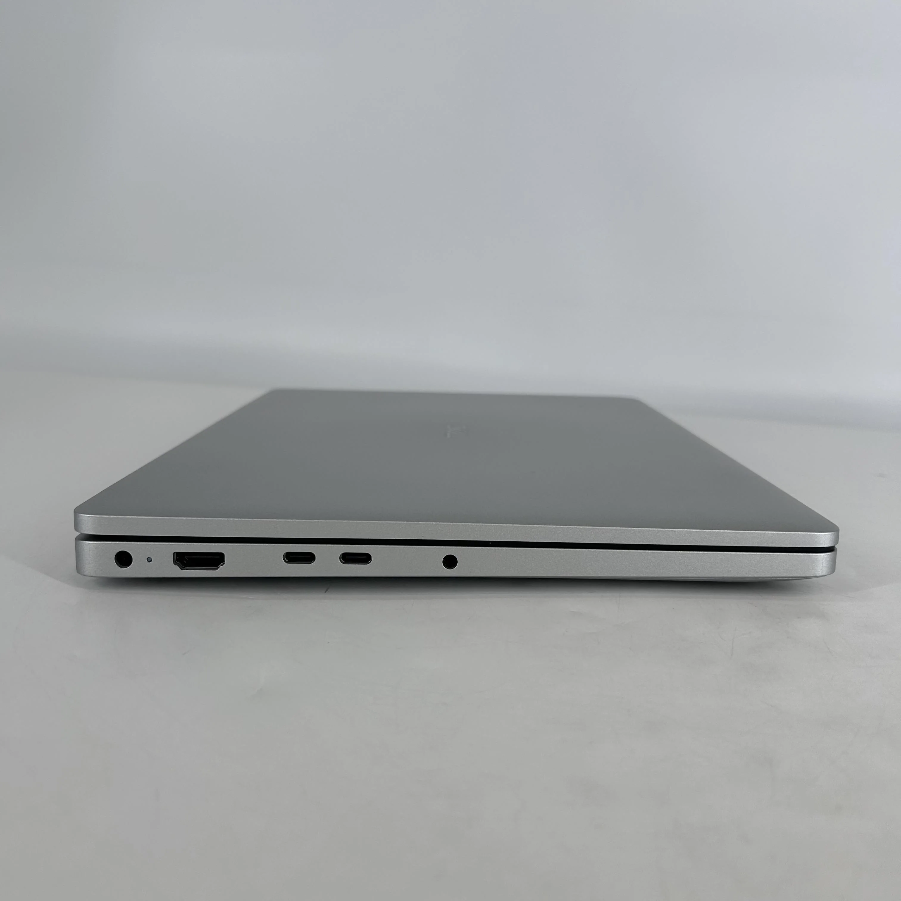Dell Pro 14 PC14250 Platinum Silver 2.1 GHz Intel Core Ultra 7 Series 2 16GB RAM 512GB Solid State Drive - Image 8