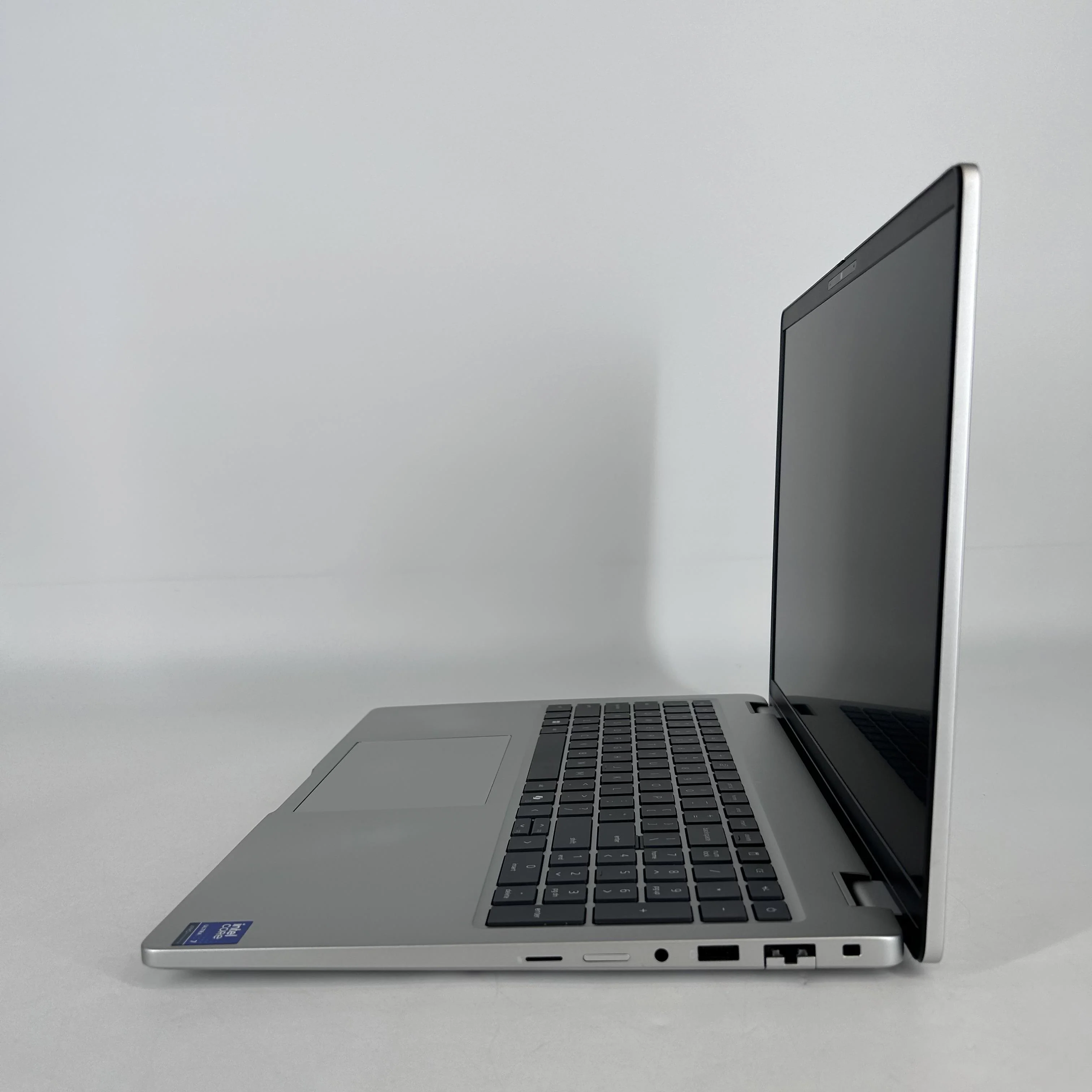 Dell Pro 16 Plus PB16250 Silver 2.1 GHz Intel Core Ultra 7 Series 2 32GB RAM 512GB Solid State Drive - Image 4