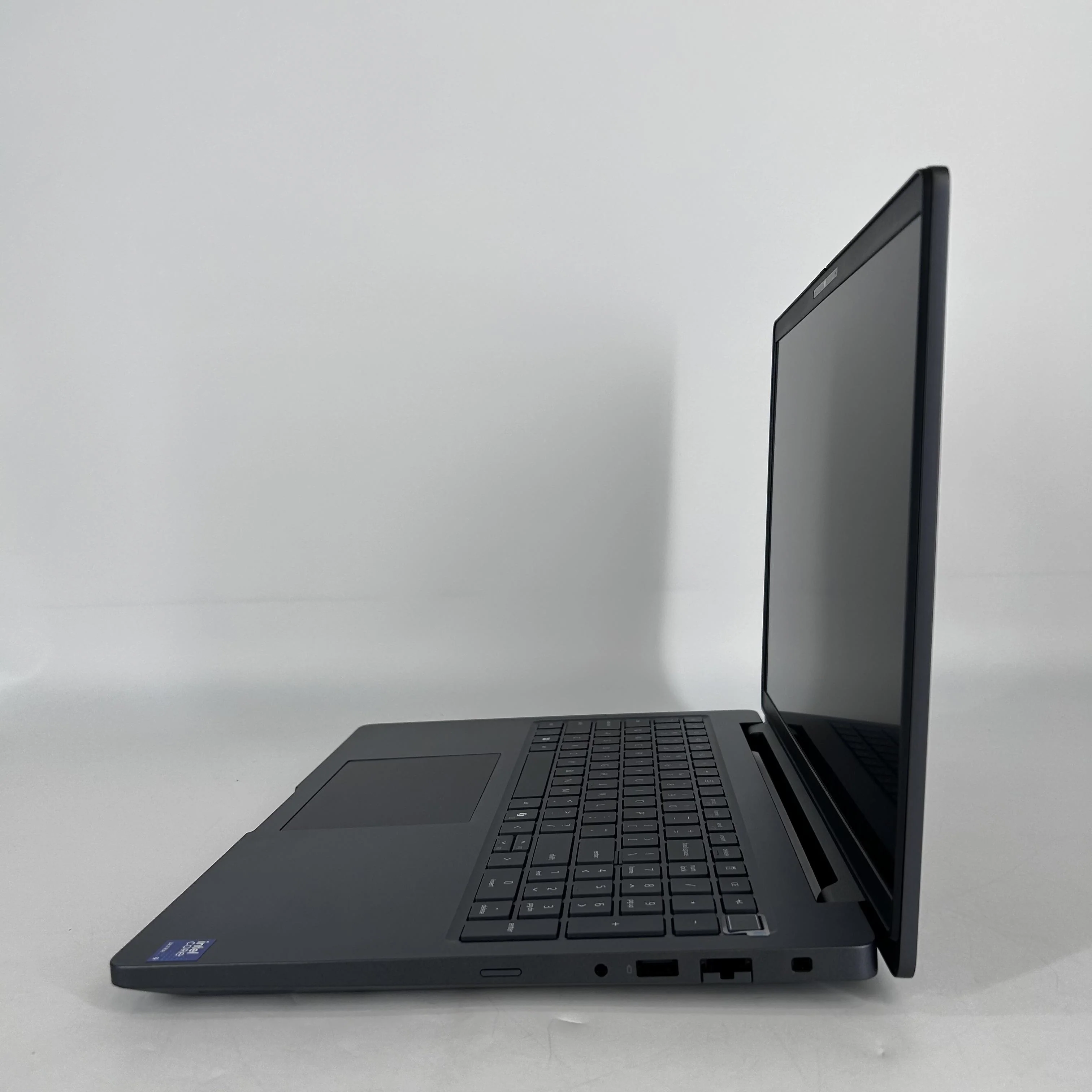 Dell Pro Max 16 MC16250 Magnetite 2.0 GHz Intel Core Ultra 9 Series 2 32GB RAM 1TB Solid State Drive NVIDIA RTX PRO 1000 Blackwell 8 GB - Image 4