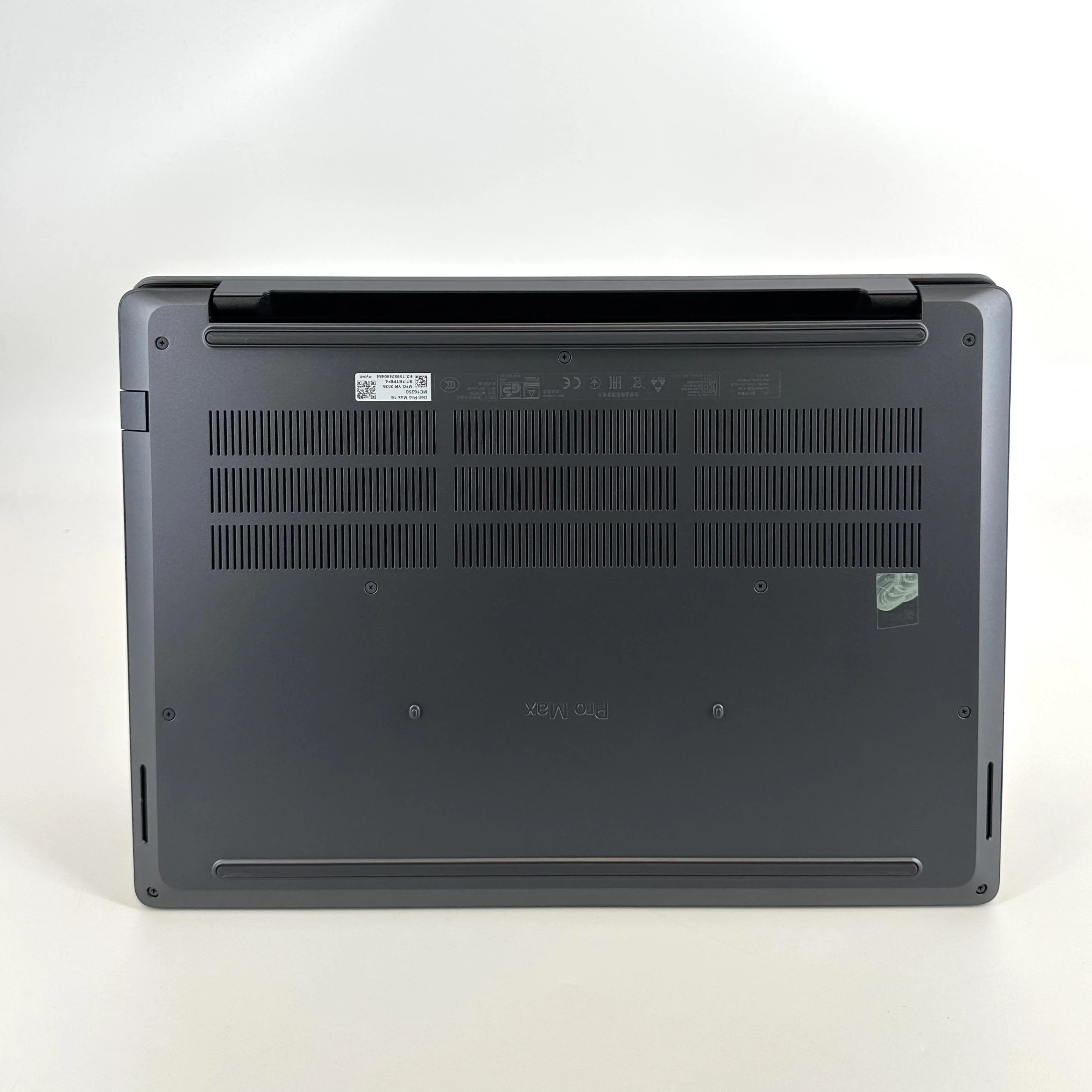 Dell Pro Max 16 MC16250 Magnetite 2.9 GHz Intel Core Ultra 9 Series 2 32GB RAM 1TB Solid State Drive NVIDIA RTX PRO 2000 Blackwell 8 GB - Image 4