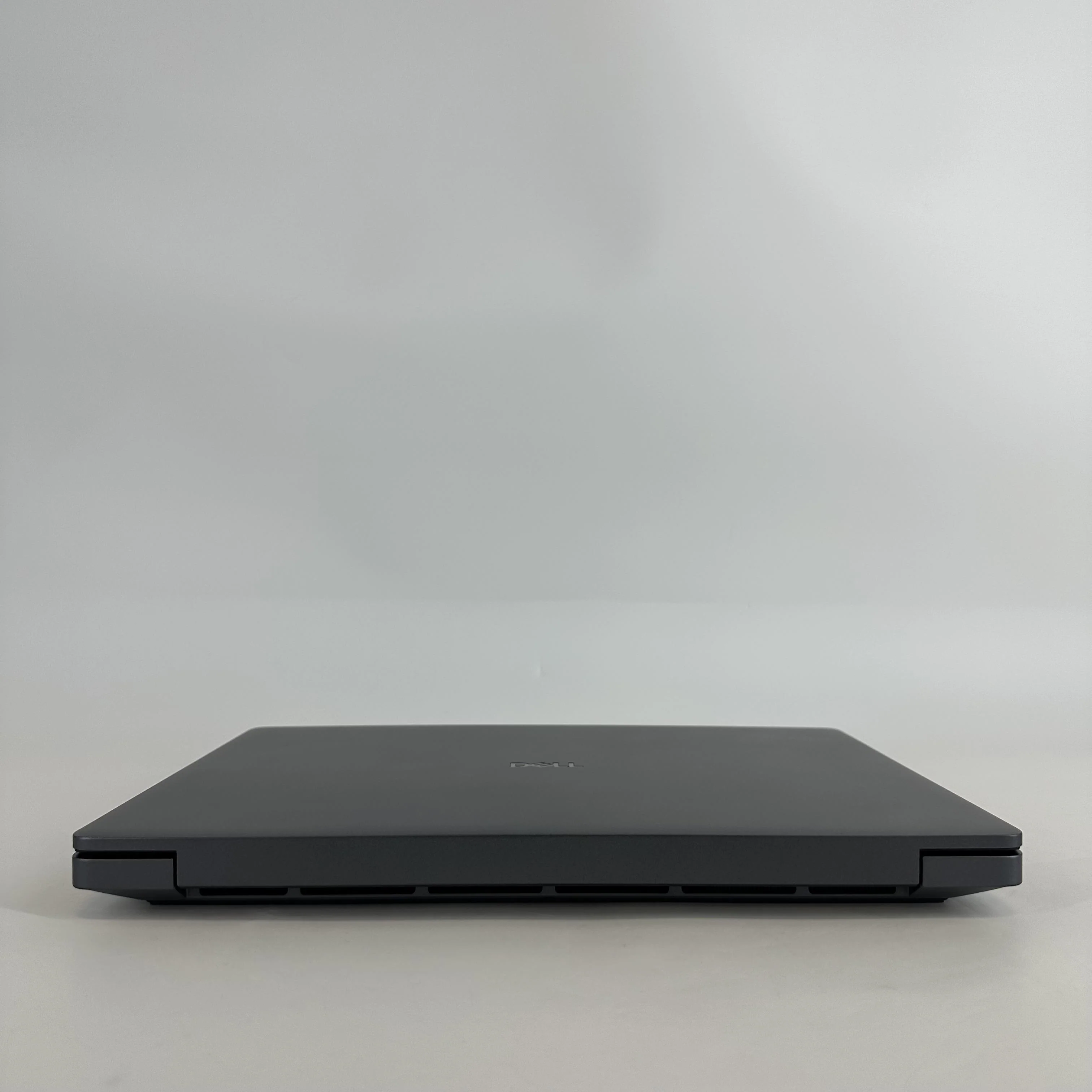 Dell Pro Max 16 Plus MB16250 Magnetite 2.8 GHz Intel Core Ultra 9 Series 2 96GB RAM 2TB Solid State Drive NVIDIA RTX PRO 4000 Blackwell 16 GB - Image 8