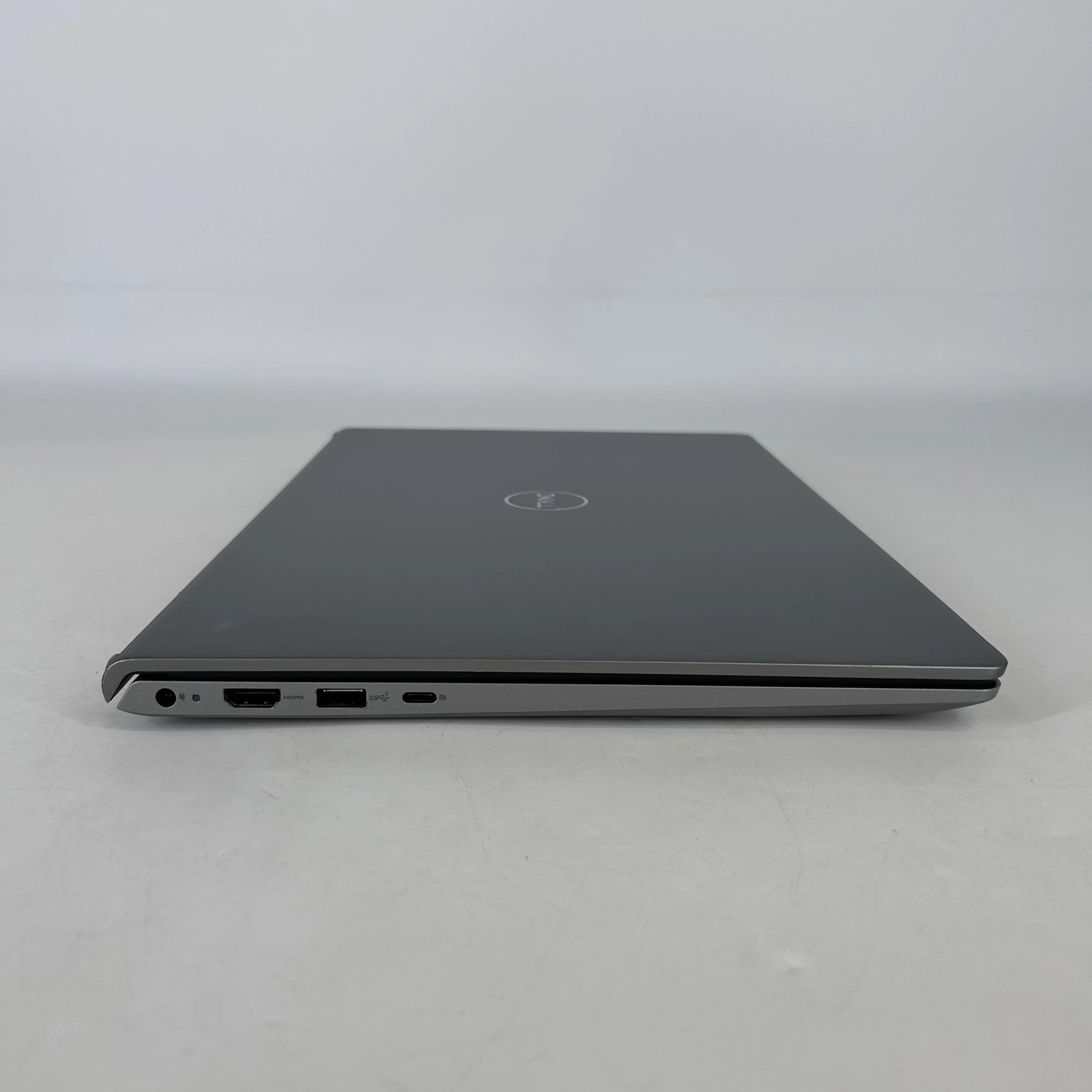 Dell Vostro 3530 15.6 Gray 1.7 GHz Intel Core i7 13th Gen. 16GB RAM 1TB Solid State Drive - Image 17