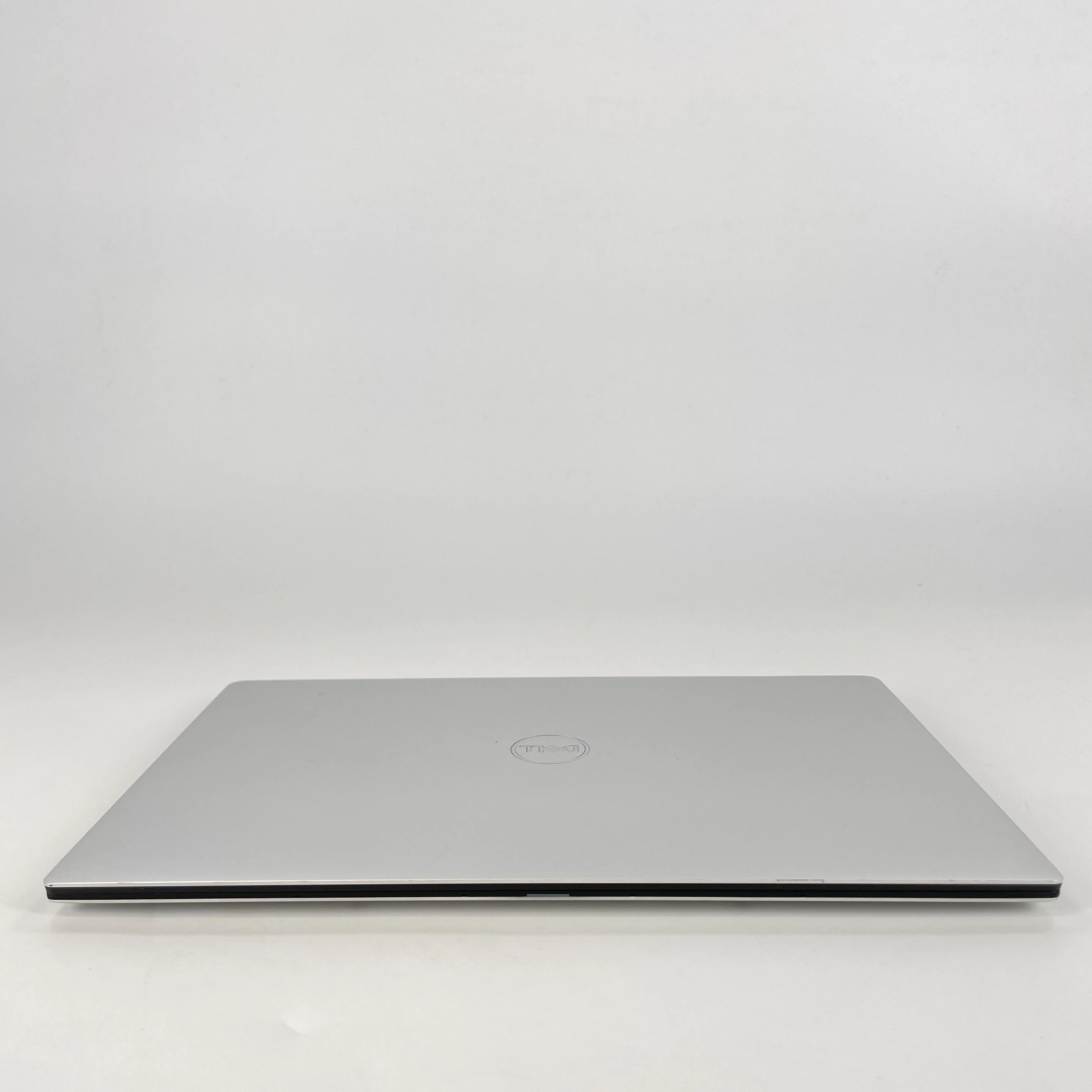 Dell XPS 13 7390 Silver 1.1 GHz Intel Core i7 10th Gen. 16GB RAM 512GB Solid State Drive - Image 12