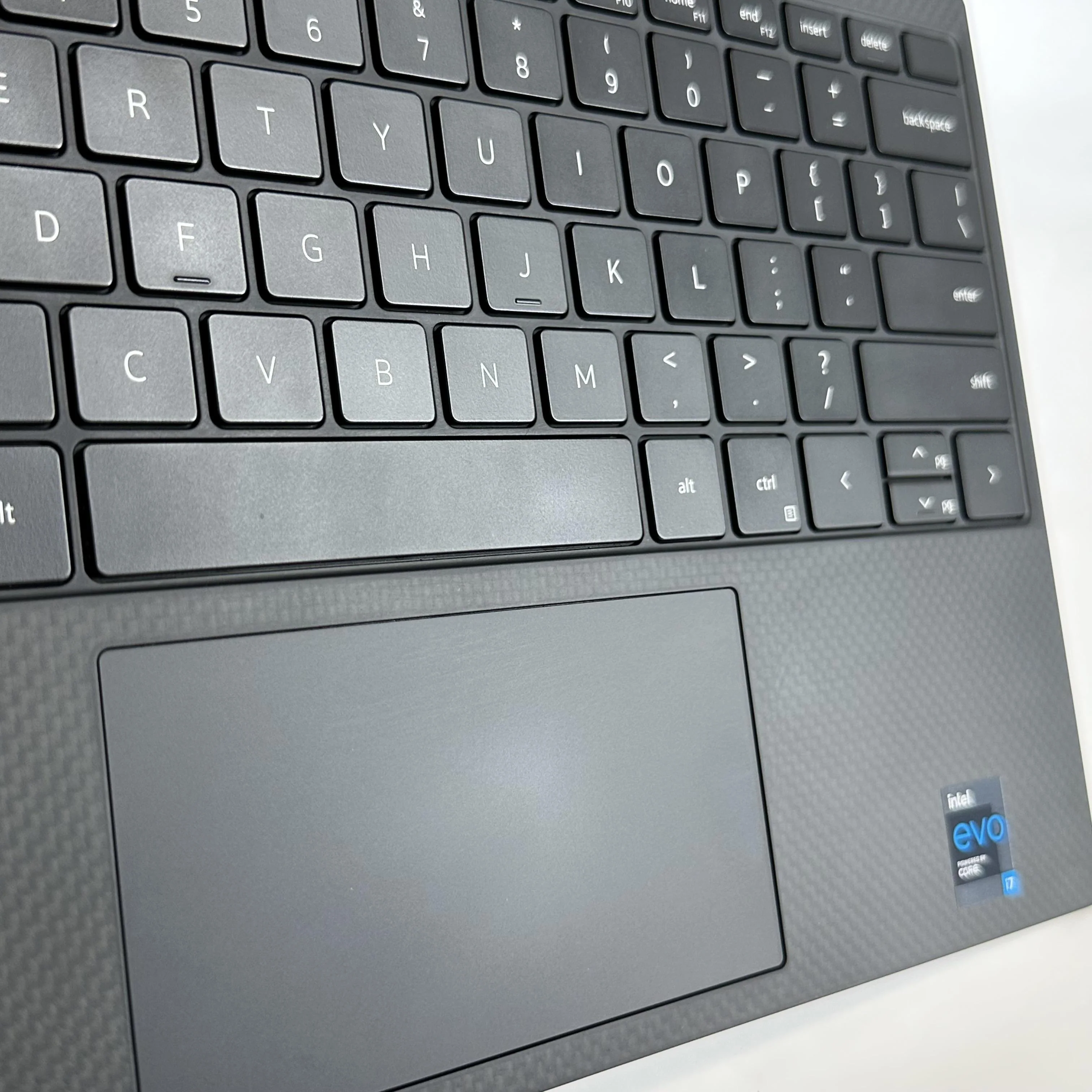 Dell XPS 13 9310 Gray 3.0 GHz Intel Core i7 11th Gen. 16GB RAM 1TB Solid State Drive - Image 5