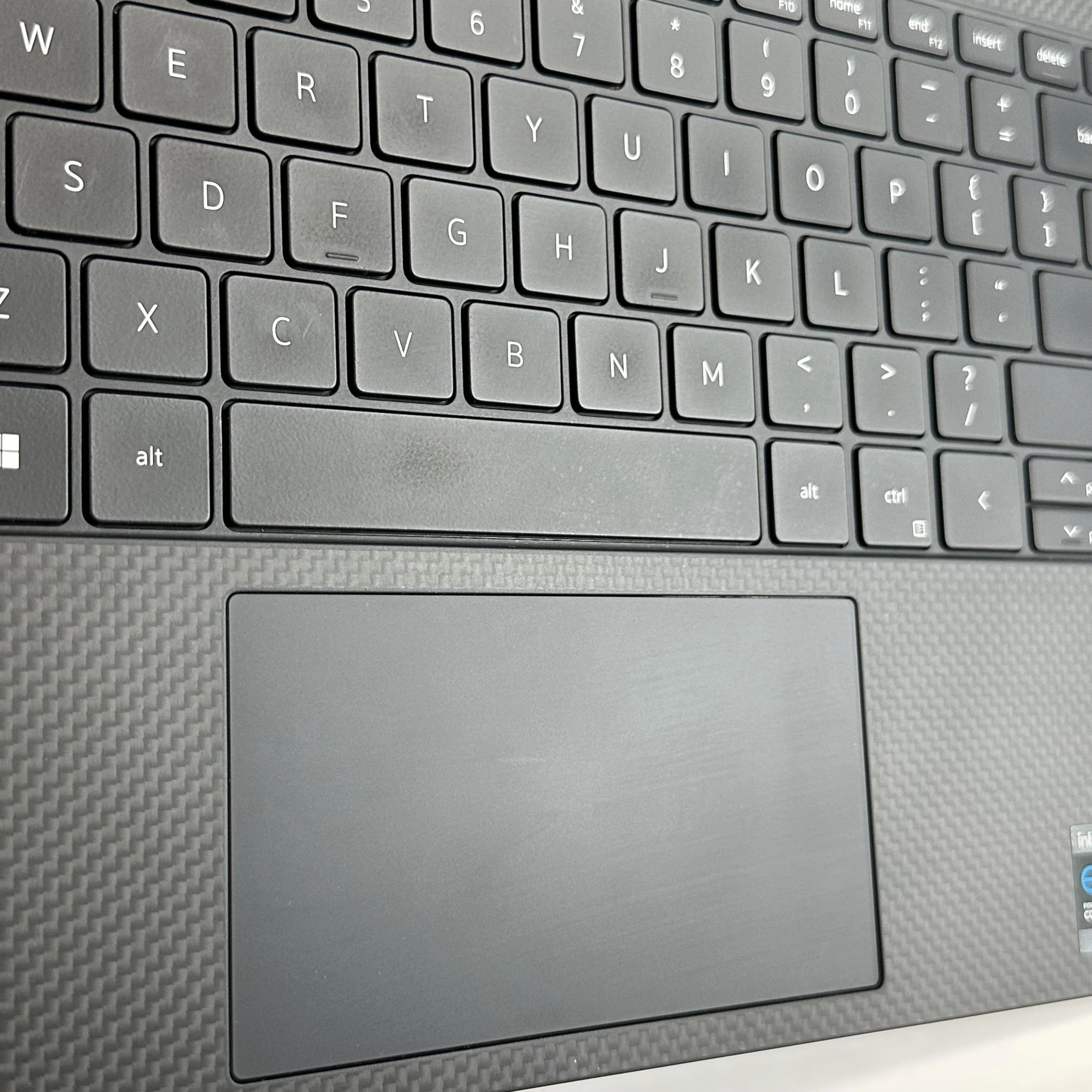 Dell XPS 13 9310 Silver 3.0 GHz Intel Core i7 11th Gen. 32GB RAM 1TB Solid State Drive - Image 5