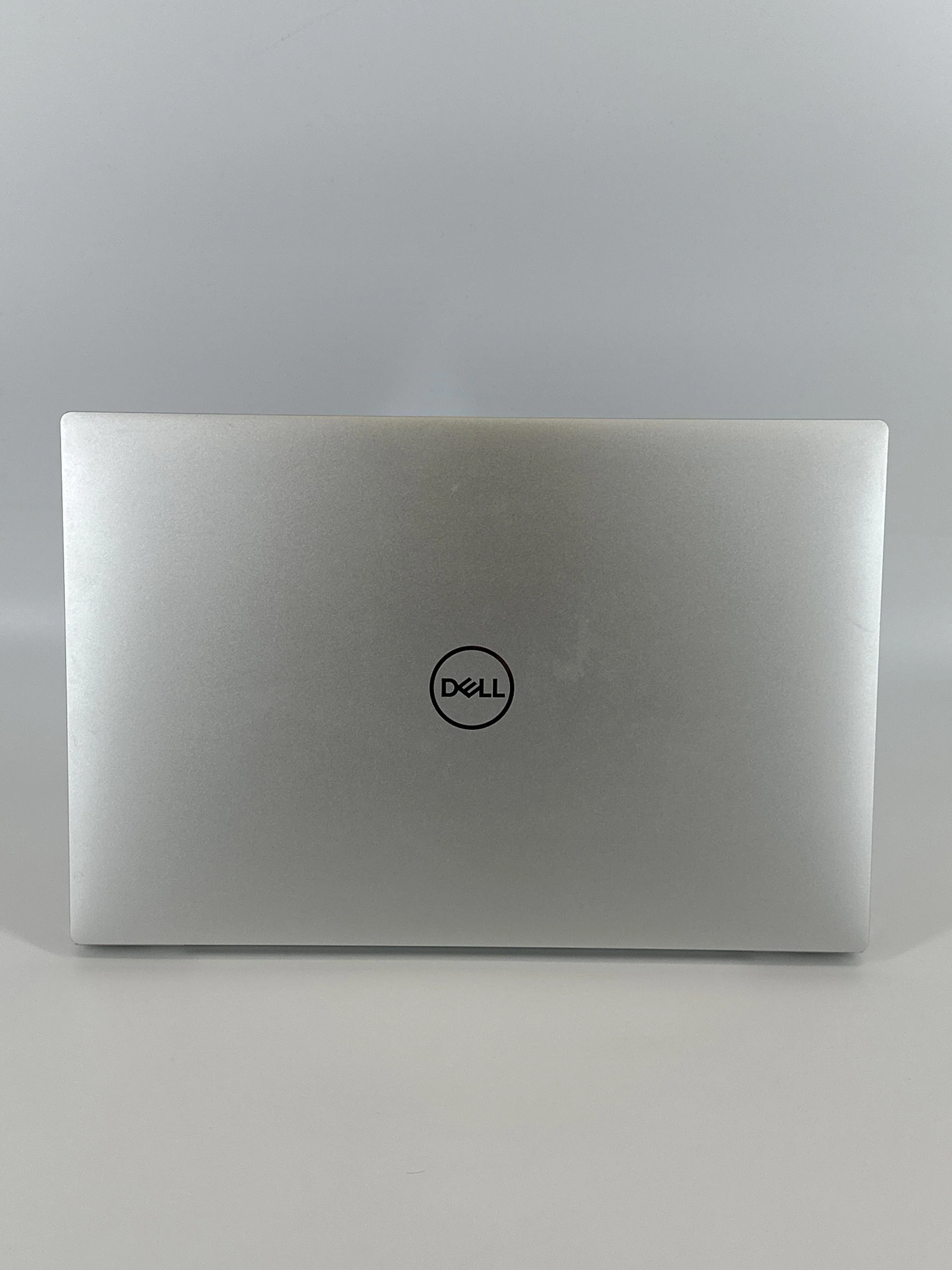 Dell XPS 13 9310 Silver 3.0 GHz Intel Core i7 11th Gen. 32GB RAM 2TB Solid State Drive - Image 4
