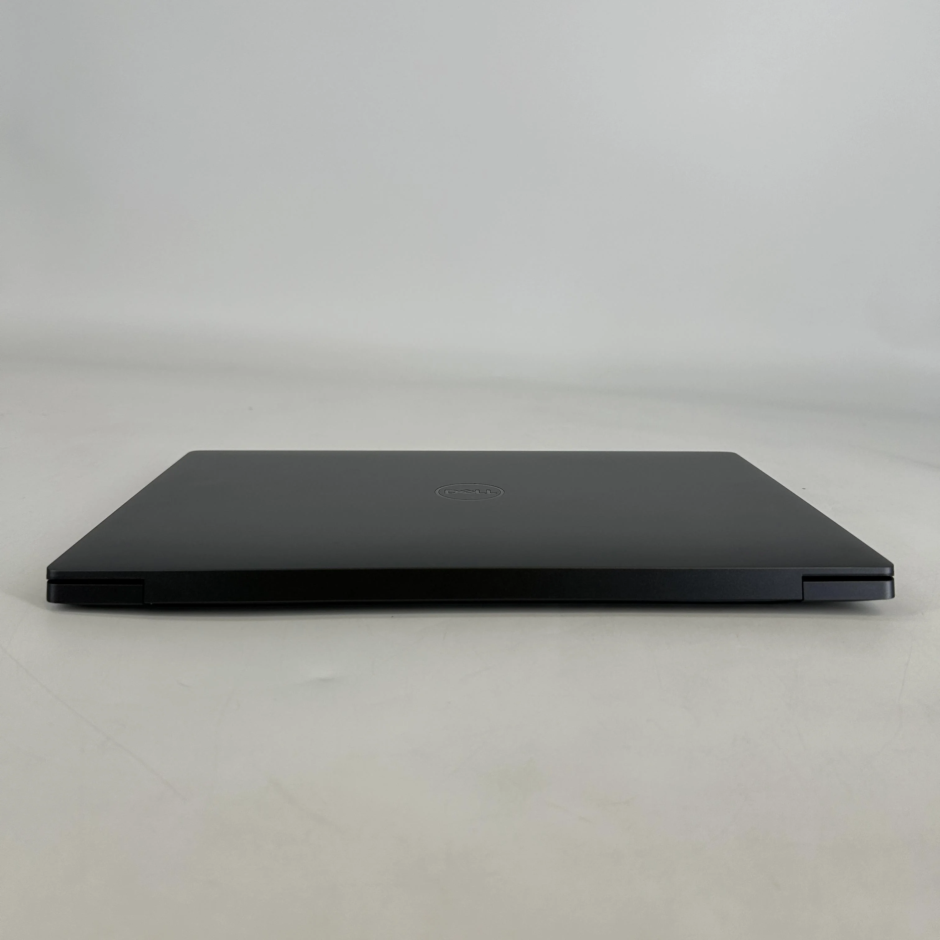 Dell XPS 13 Plus 9320 Blue 1.8 GHz Intel Core i7 12th Gen. 32GB RAM 2TB Solid State Drive - Image 4