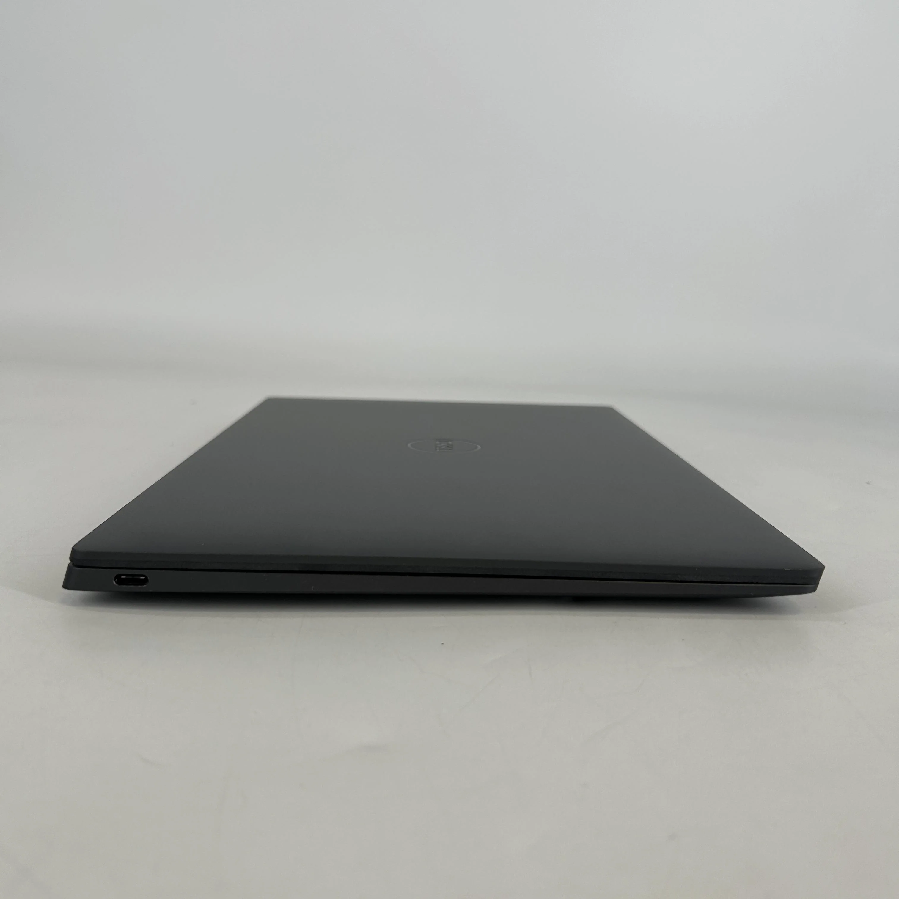 Dell XPS 13 Plus 9320 Blue 1.8 GHz Intel Core i7 12th Gen. 32GB RAM 2TB Solid State Drive - Image 8