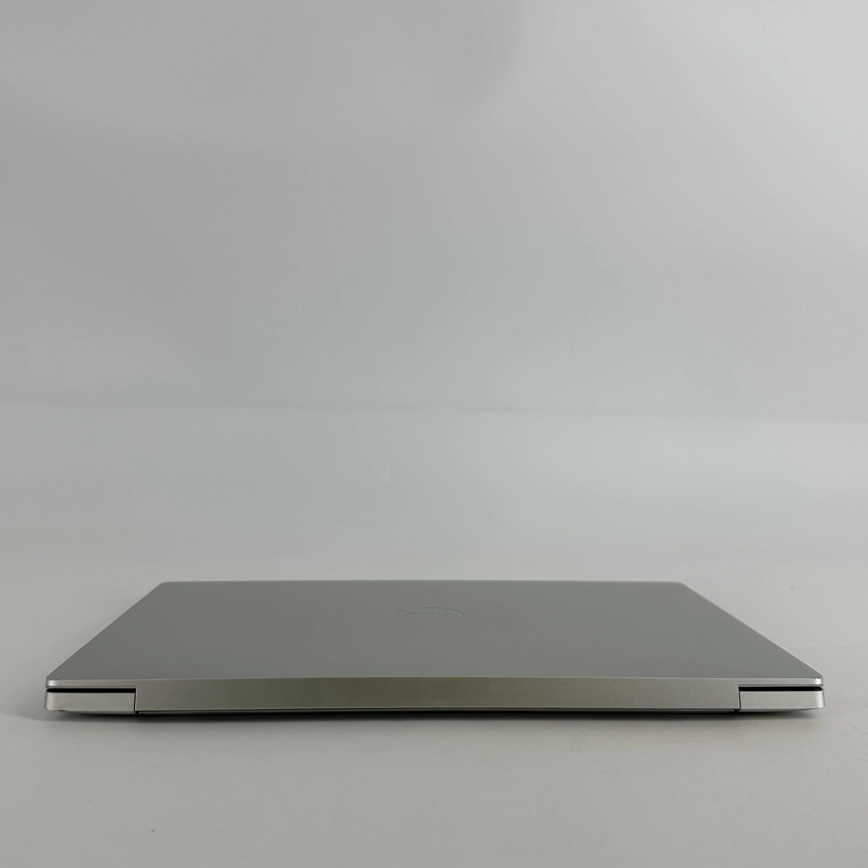 Dell XPS 13 Plus 9320 Silver 1.8 GHz Intel Core i7 12th Gen. 16GB RAM 512GB Solid State Drive - Image 7