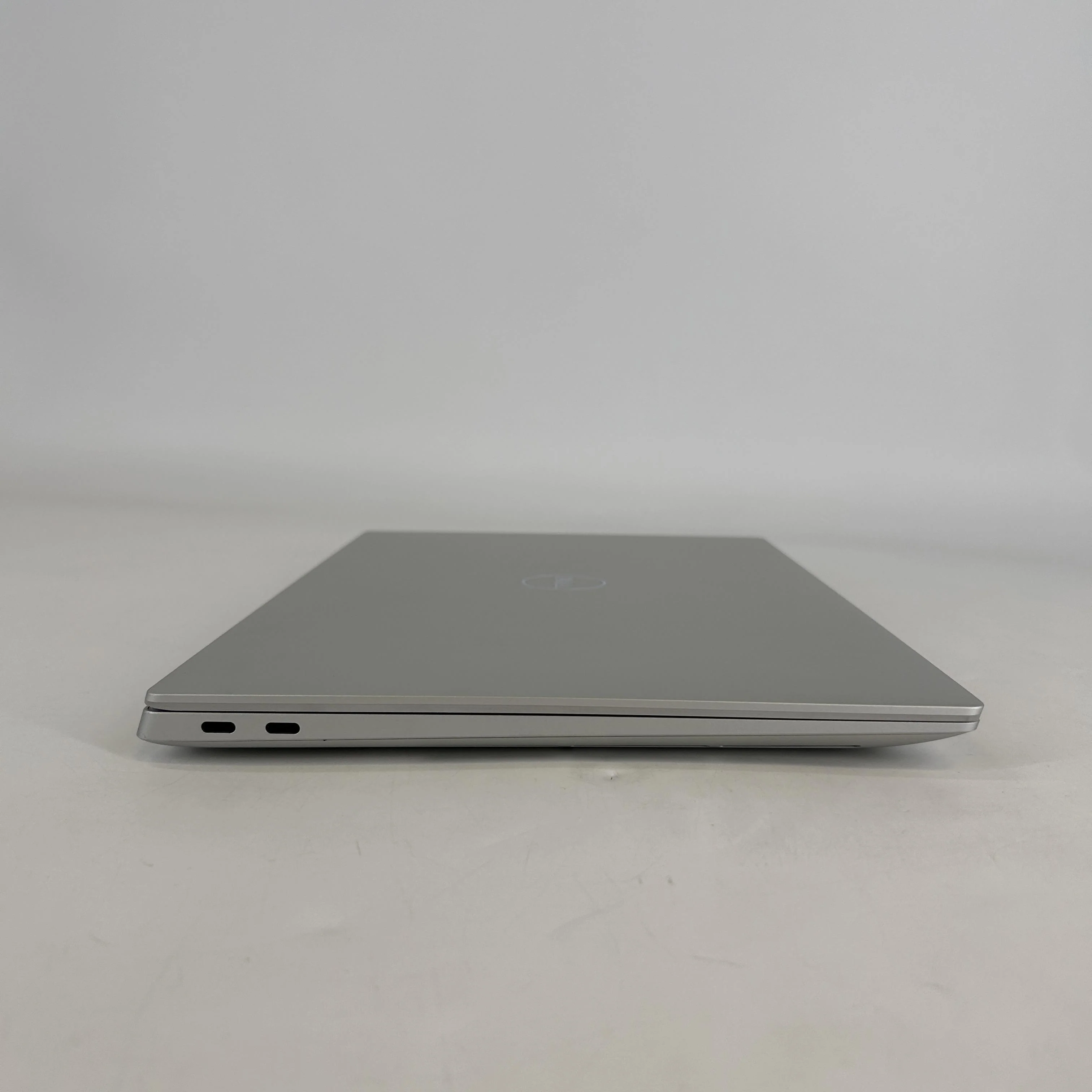 Dell XPS 14 9440 Platinum 1.4 GHz Intel Core Ultra 7 32GB RAM 1TB Solid State Drive - Image 9