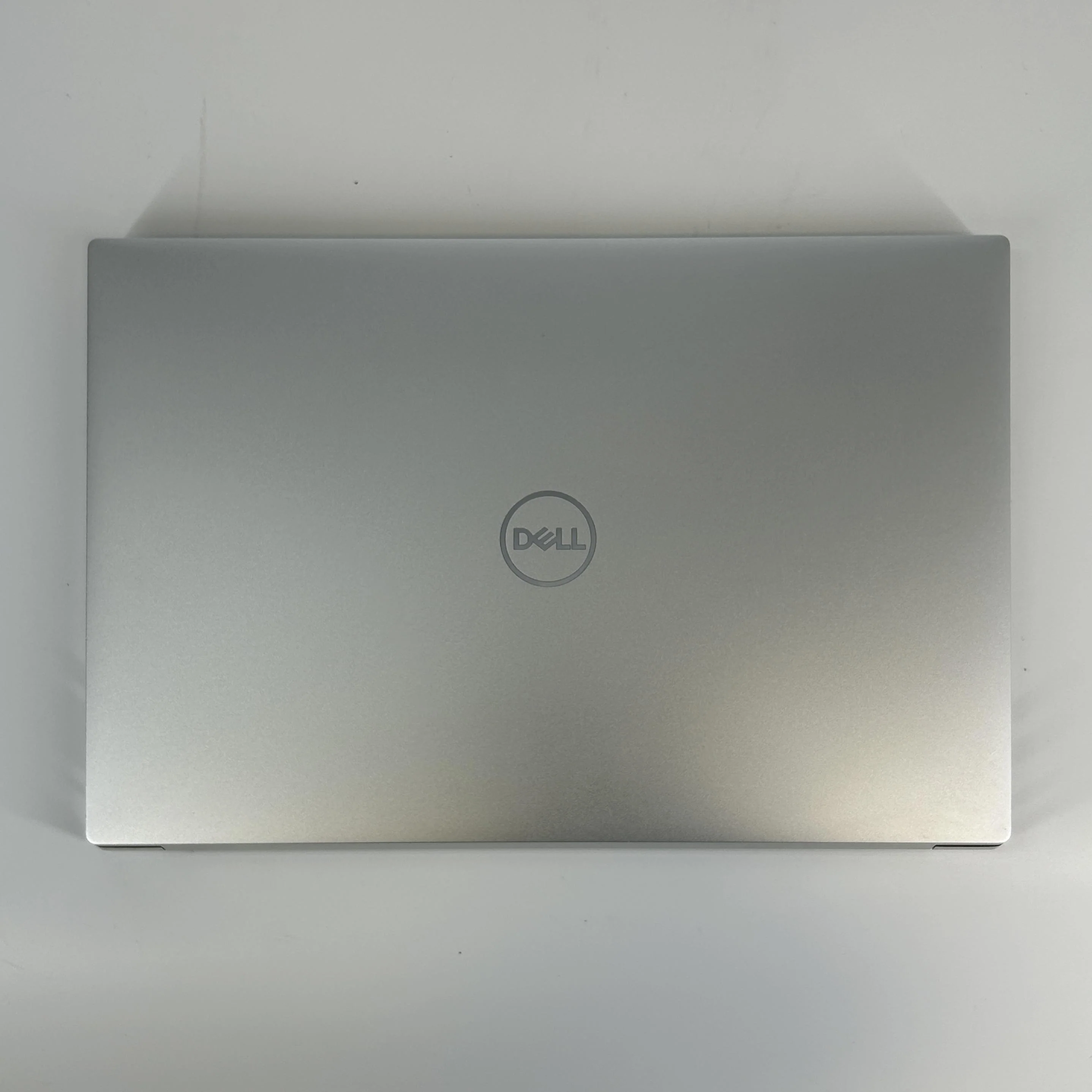 Dell XPS 15 9500 Silver 2.3 GHz Intel Core i7 10th Gen. 32GB RAM 512GB Solid State Drive NVIDIA GeForce GTX 1650 Ti 4 GB - Image 8