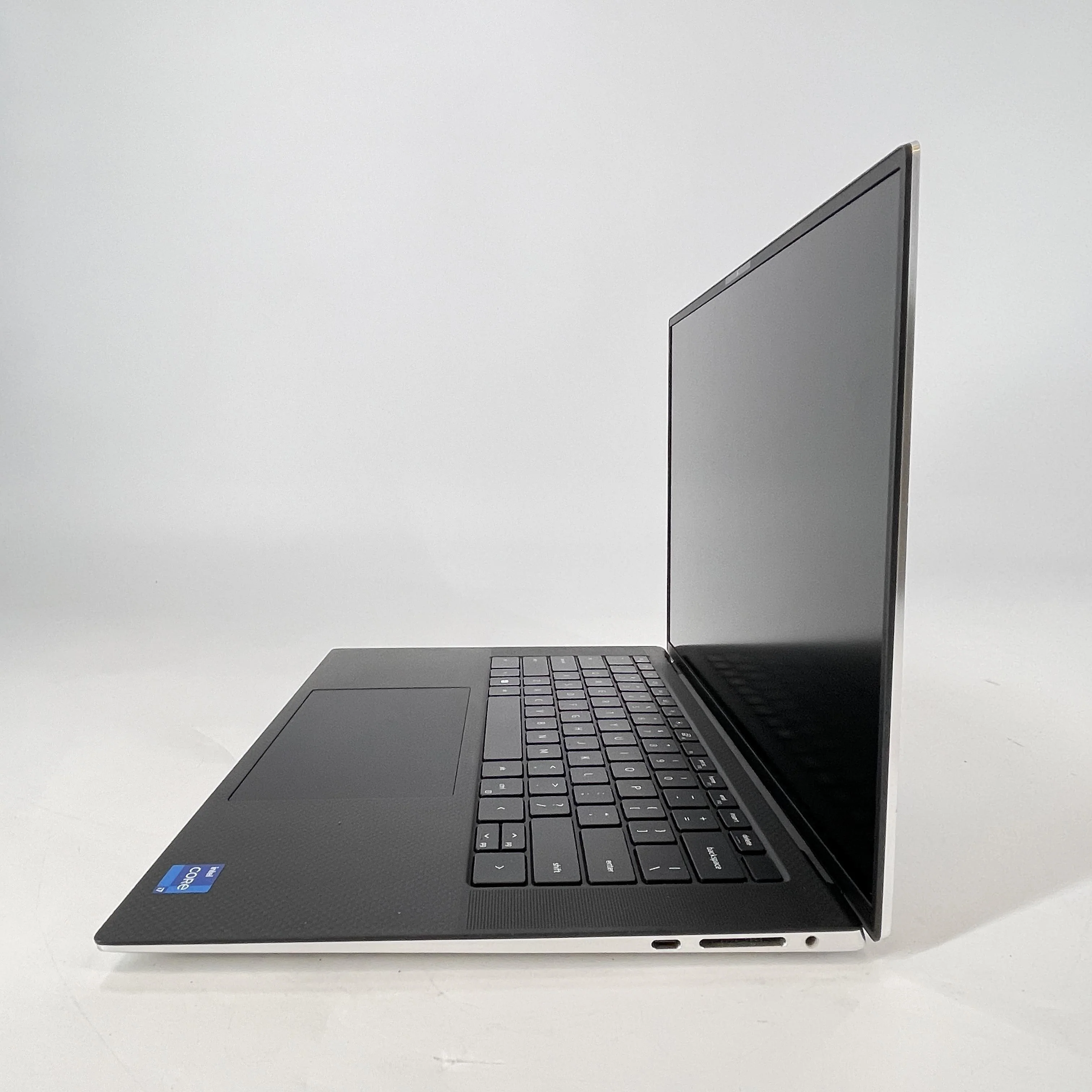 Dell XPS 15 9520 Silver 2.3 GHz Intel Core i7 12th Gen. 16GB RAM 512GB Solid State Drive - Image 18