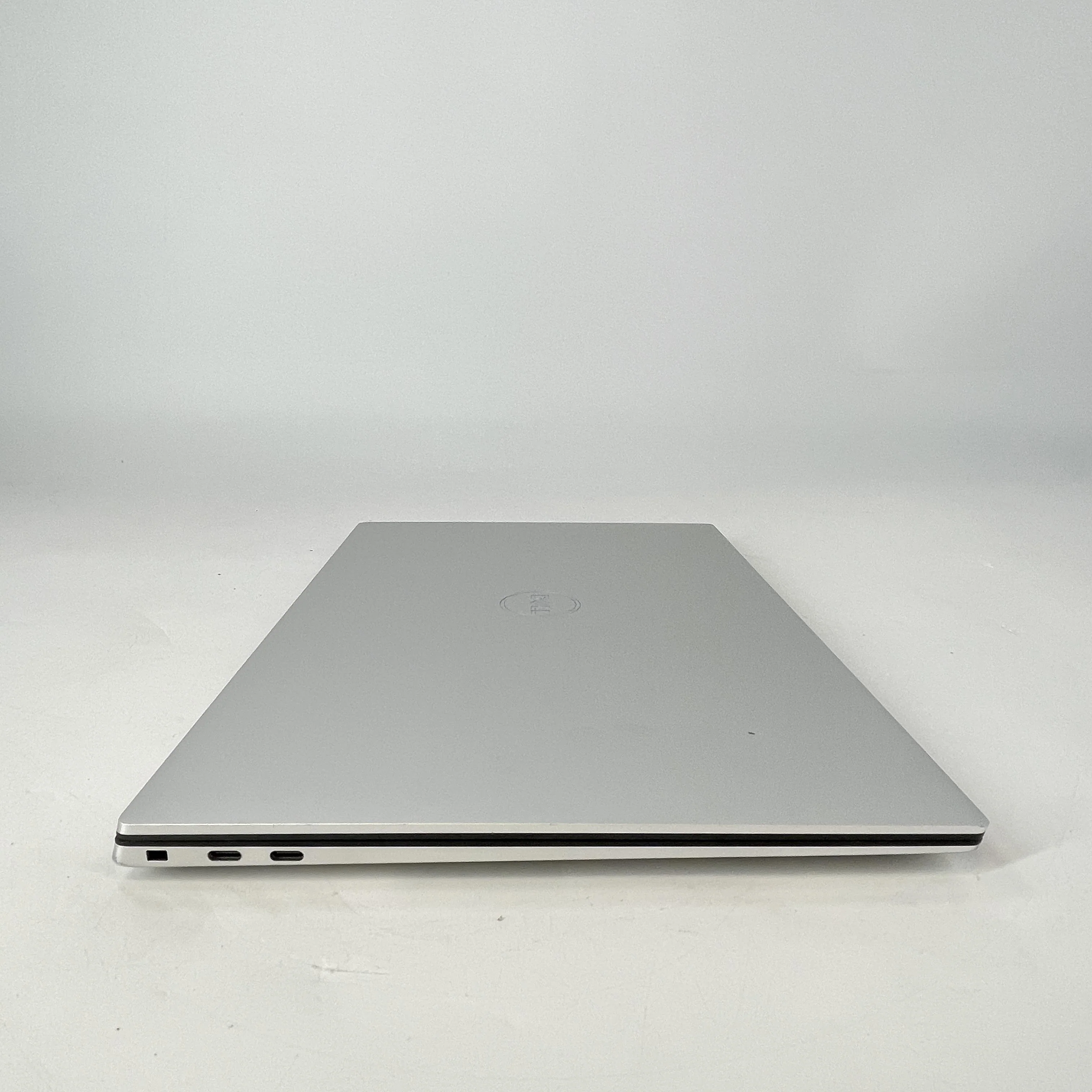 Dell XPS 15 9520 Silver 2.3 GHz Intel Core i7 12th Gen. 16GB RAM 512GB Solid State Drive NVIDIA GeForce RTX 3050 4 GB - Image 28