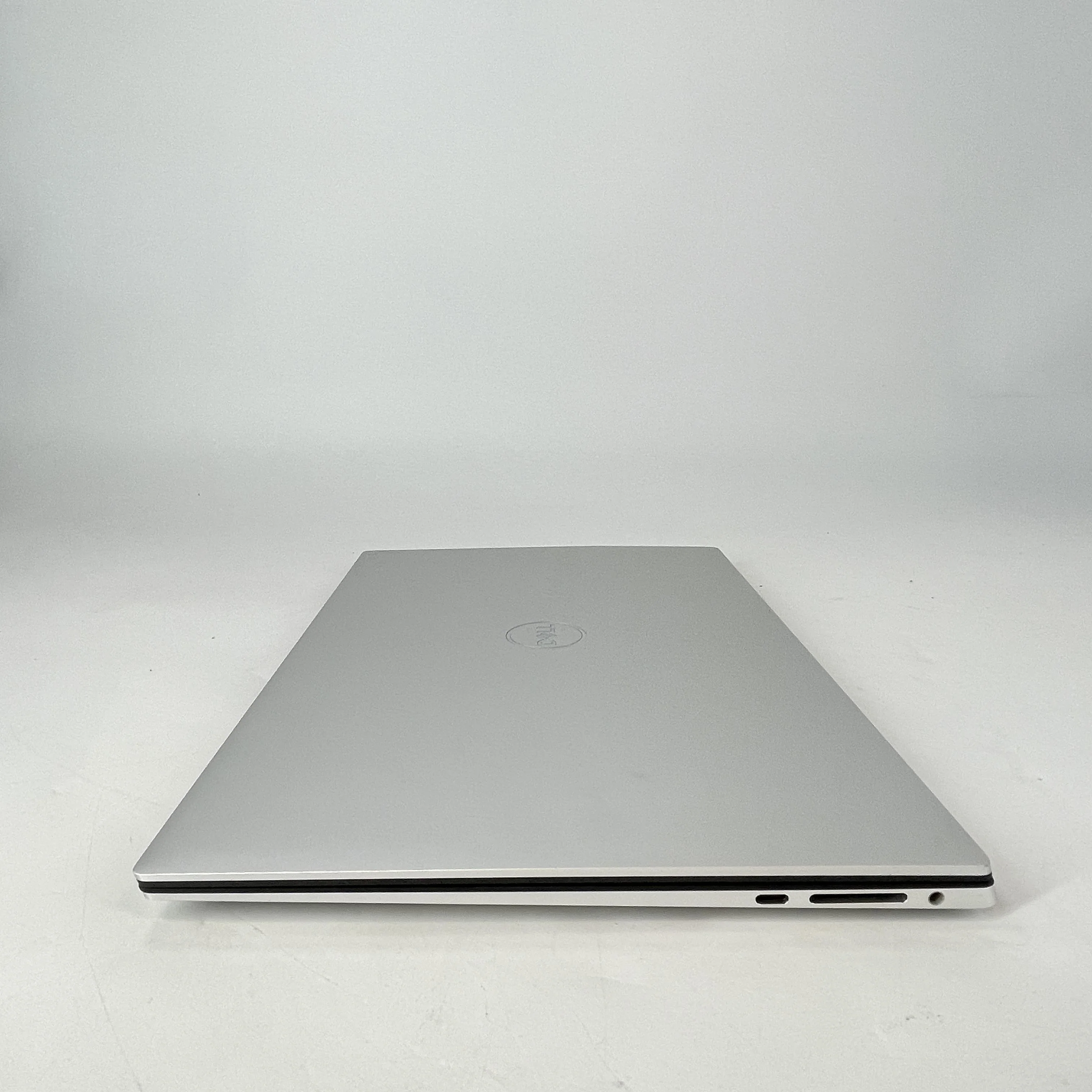 Dell XPS 15 9520 Silver 2.3 GHz Intel Core i7 12th Gen. 16GB RAM 512GB Solid State Drive NVIDIA GeForce RTX 3050 4 GB - Image 42