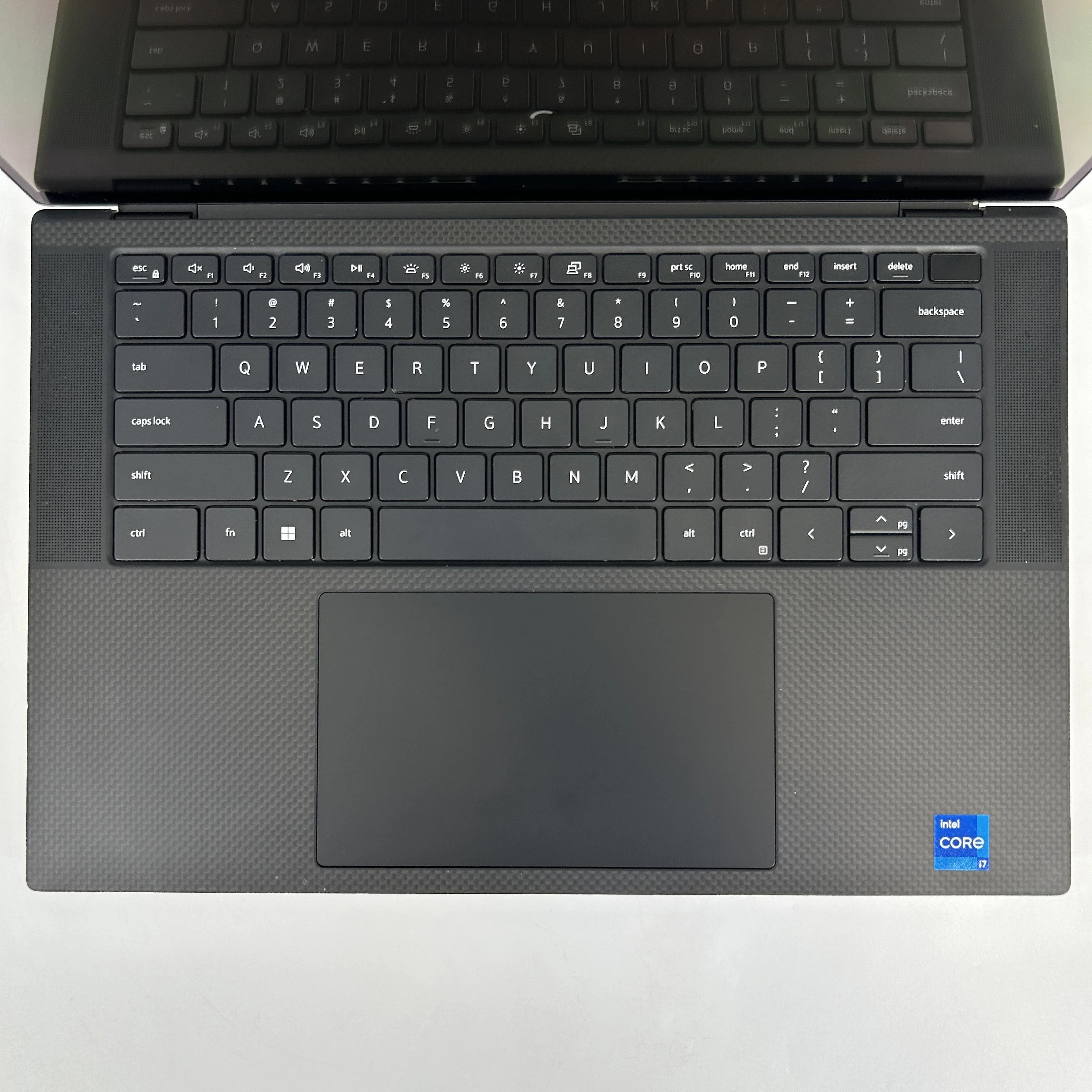 Dell XPS 15 9520 Silver 2.3 GHz Intel Core i7 12th Gen. 32GB RAM 512GB Solid State Drive NVIDIA GeForce RTX 3050 4 GB - Image 2