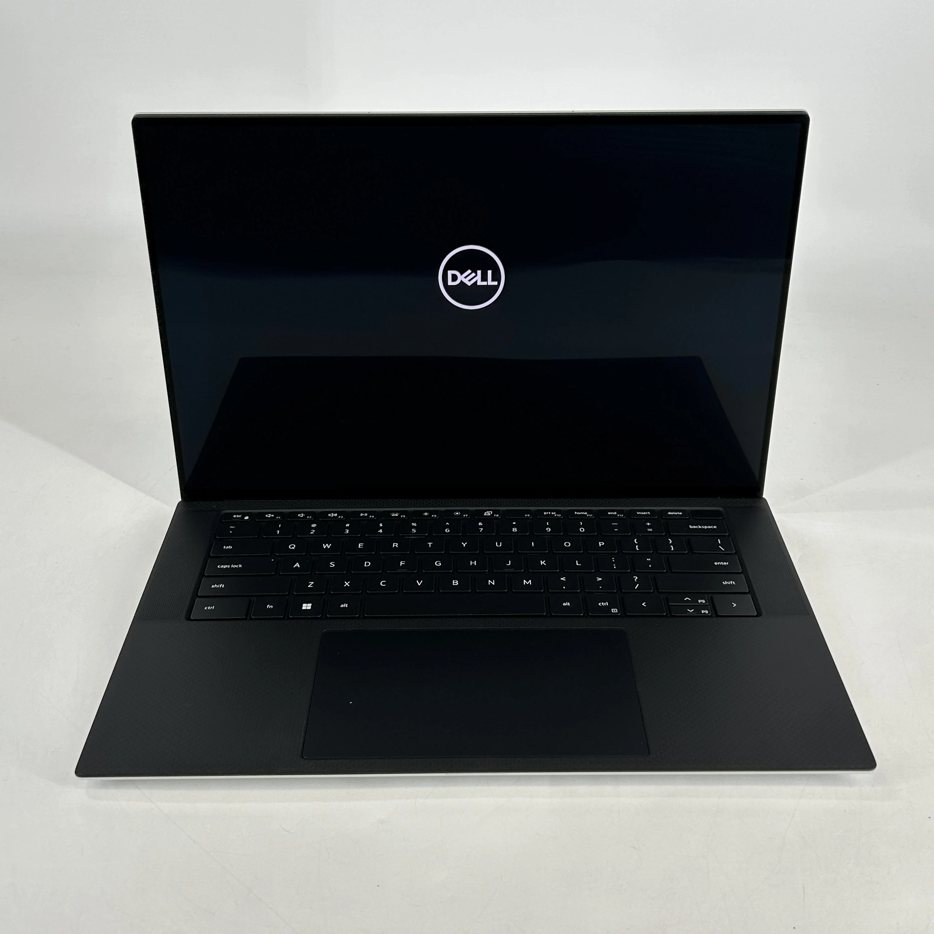 Dell XPS 15 9530 Gray 2.6 GHz Intel Core i9 13th Gen. 16GB RAM 1TB Solid State Drive 1TB Solid State Drive NVIDIA GeForce RTX 4060 8 GB