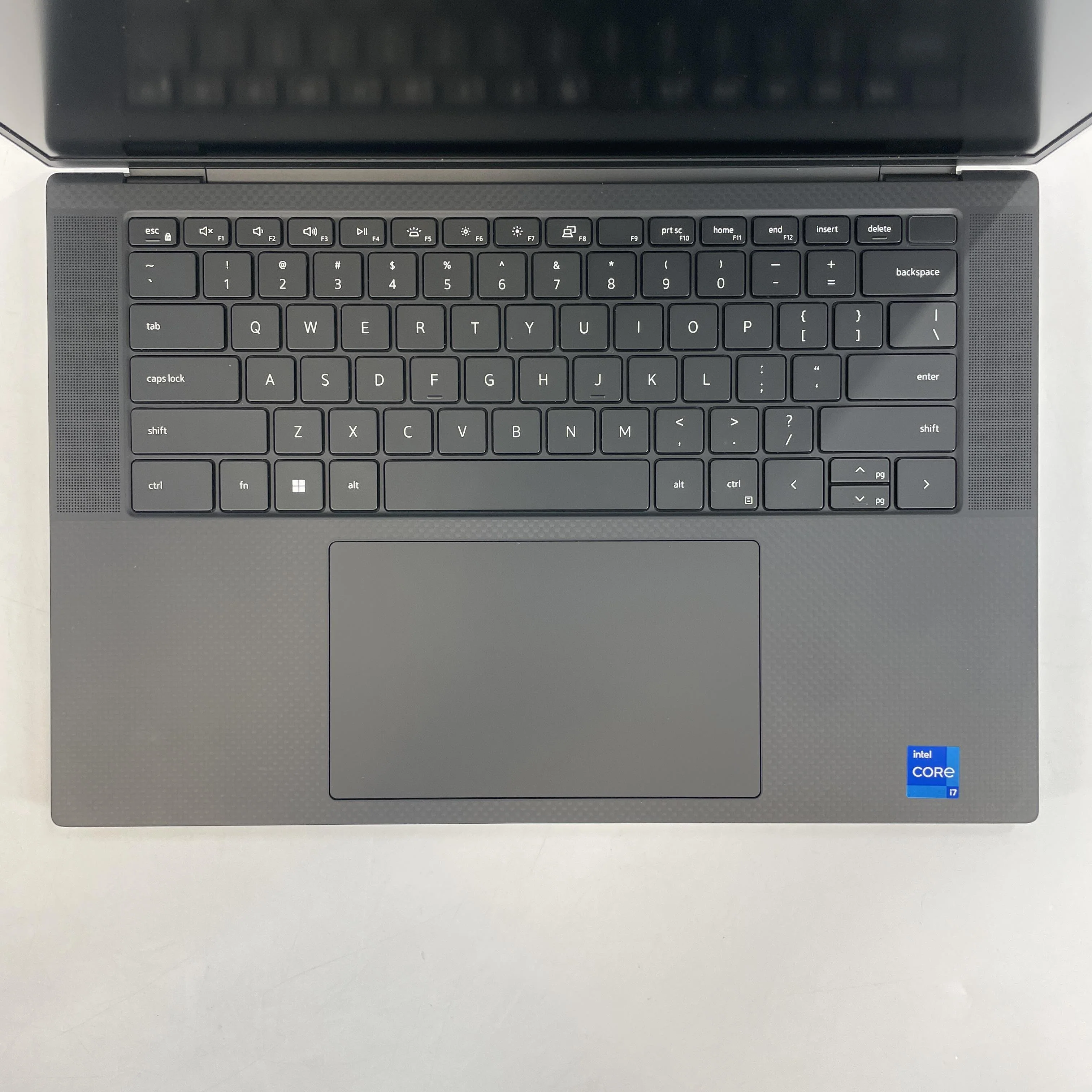 Dell XPS 15 9530 Silver 2.4 GHz Intel Core i7 13th Gen. 40GB RAM 1TB Solid State Drive - Image 2
