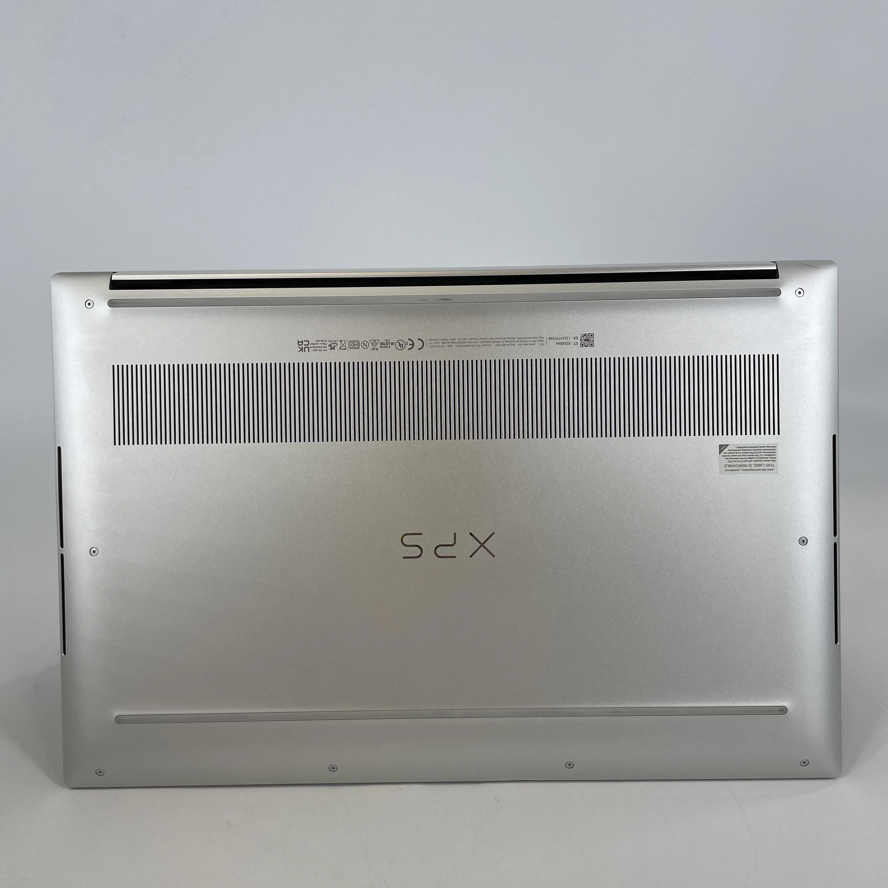 Dell XPS 15 9530 Silver 2.4 GHz Intel Core i7 13th Gen. 40GB RAM 1TB Solid State Drive - Image 6