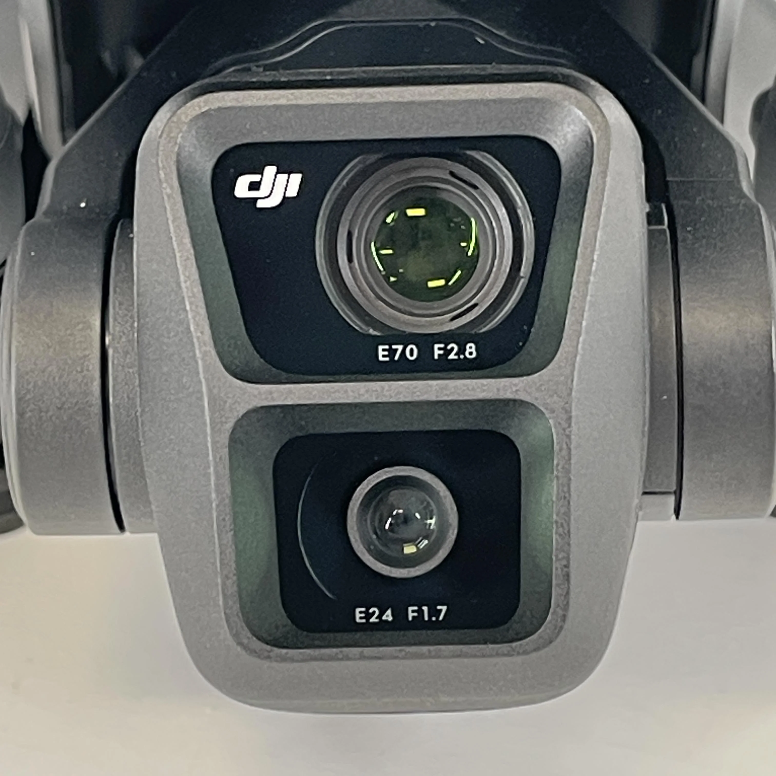 DJI Air 3 - Image 12