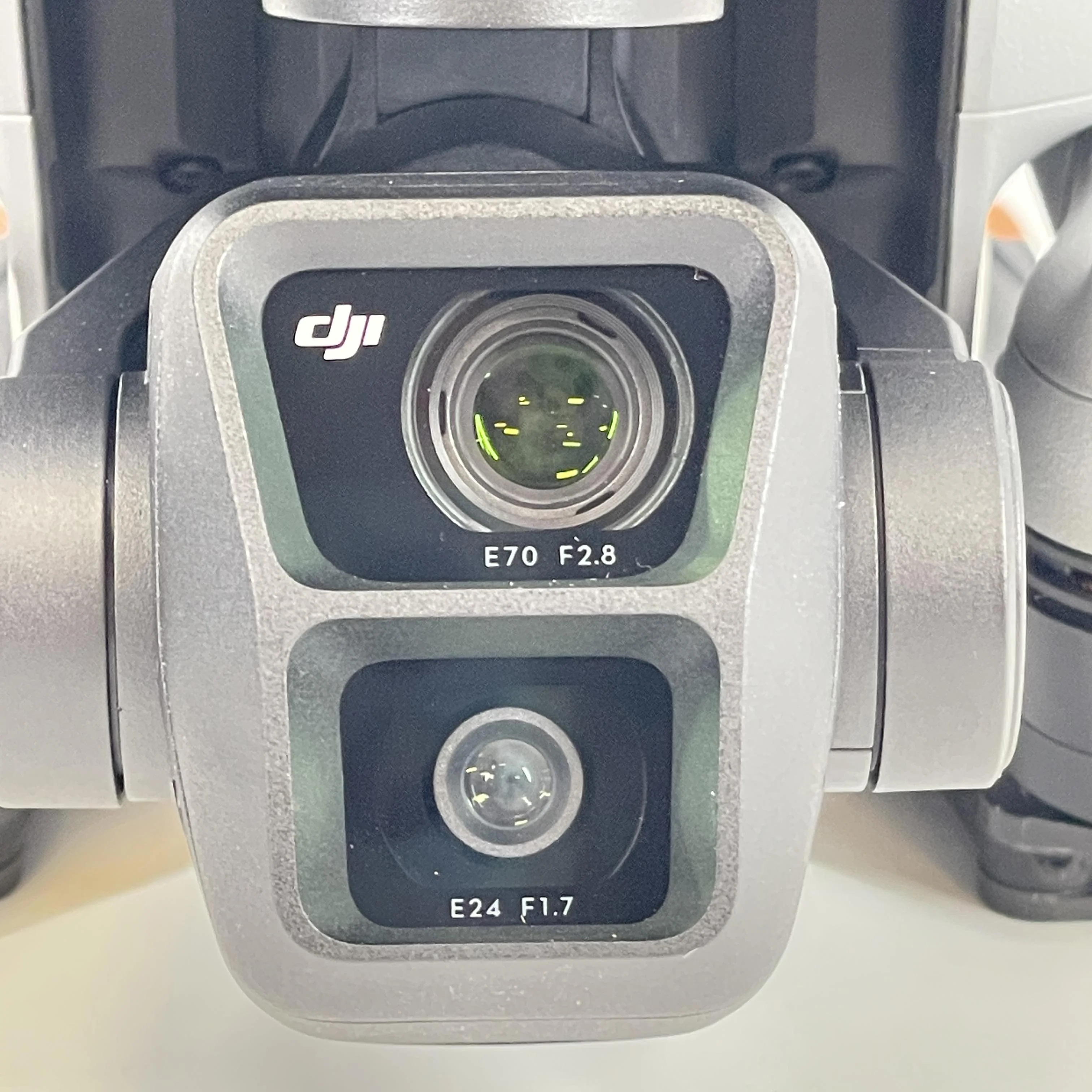 DJI Air 3 - Image 11