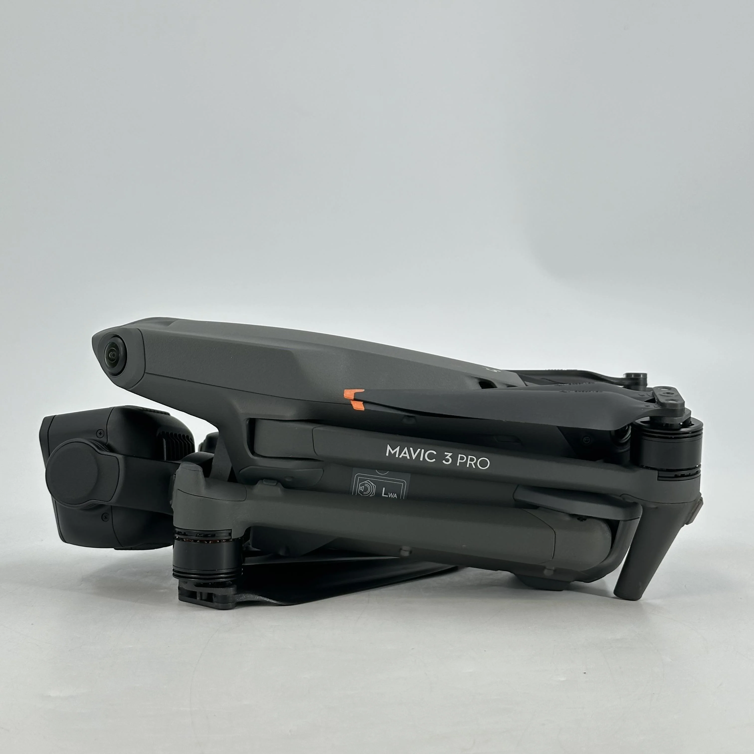 DJI Mavic 3 Pro - Image 6