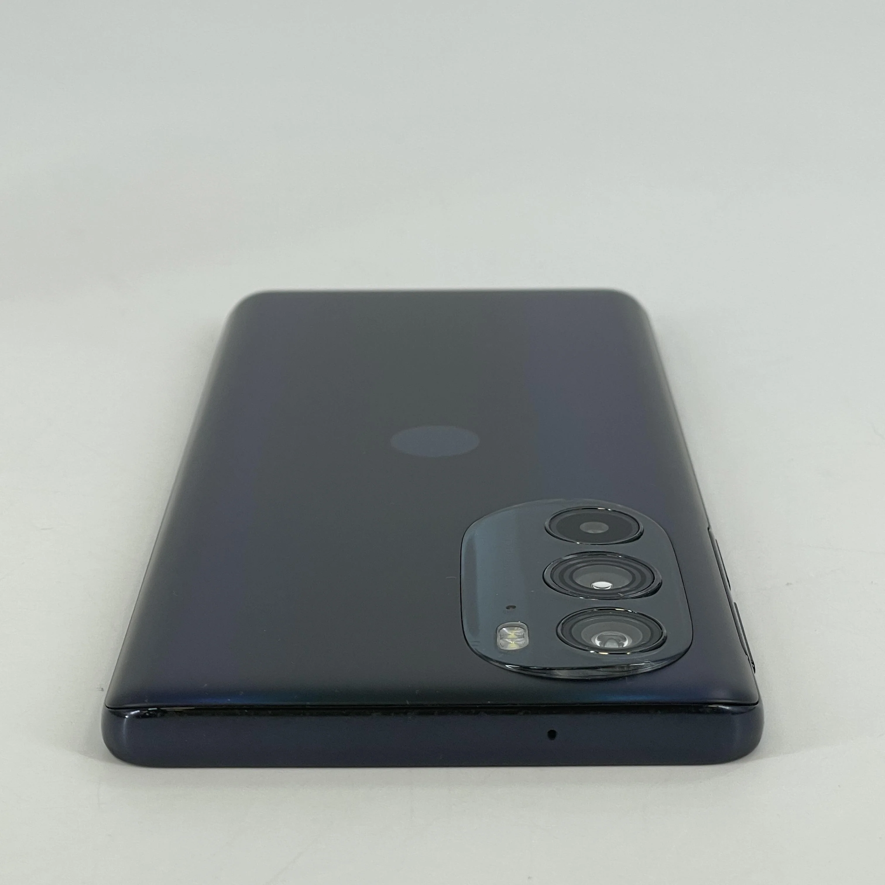 Edge Plus (2022) 128GB Blue (Verizon) - Image 6