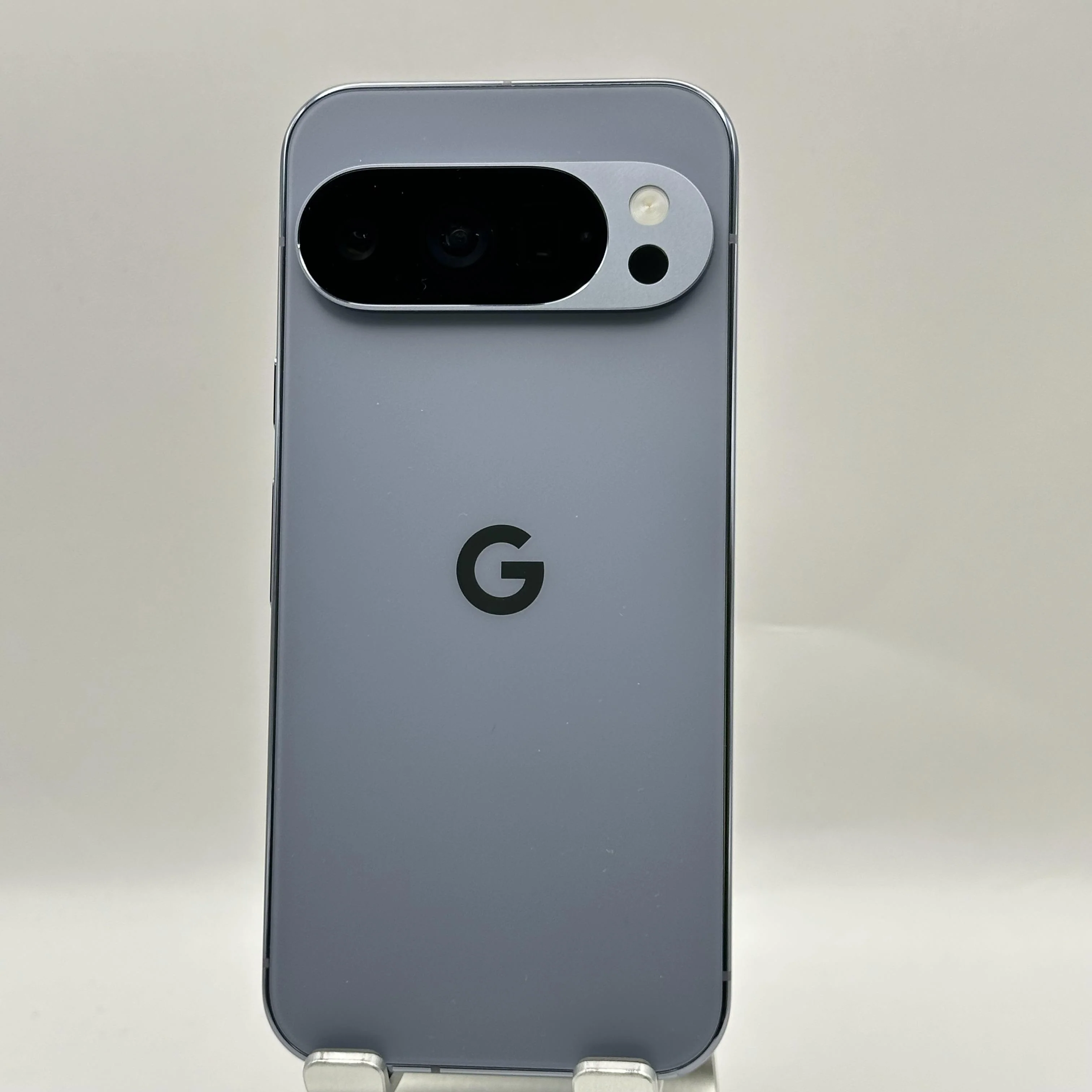 Google Pixel 10 Pro 128GB Moonstone (GSM Unlocked) - Image 5