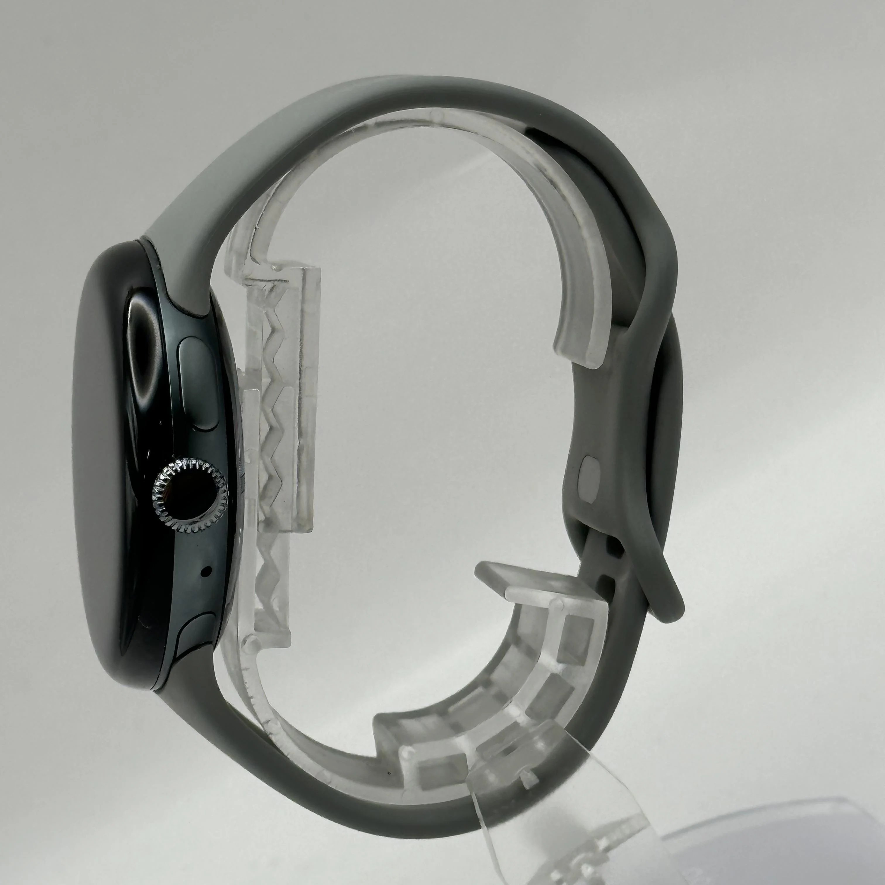 Google Pixel Watch 3 45mm Hazel Unlocked 32GB - Image 3