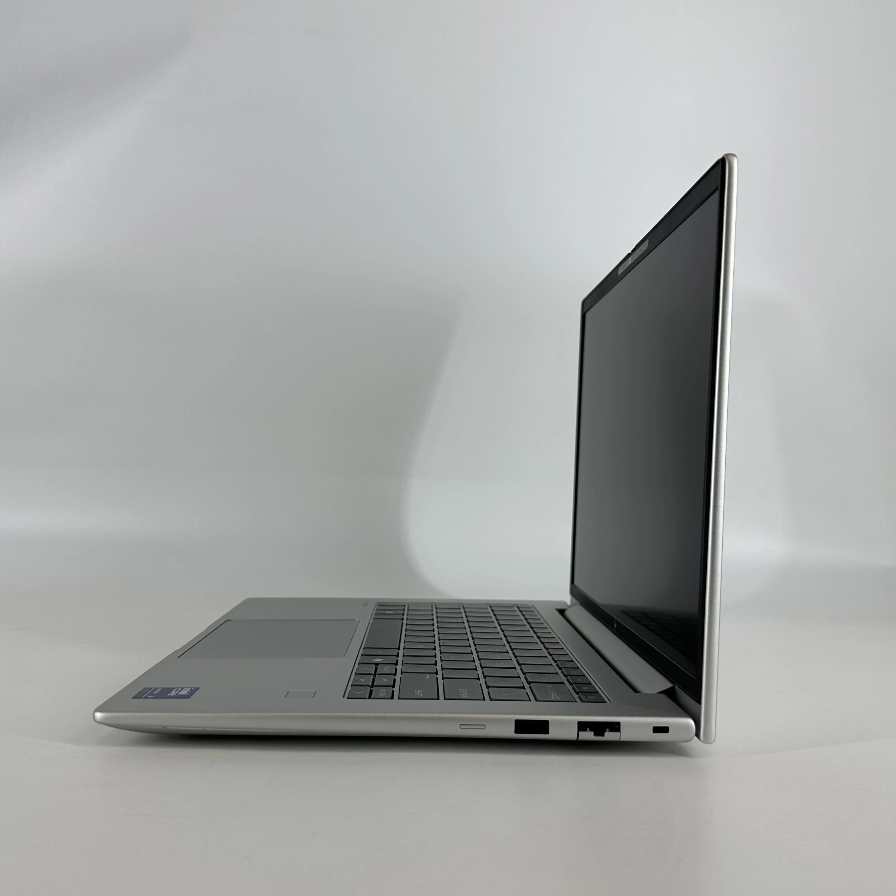 HP Elitebook 6 G1i 14 Glacier Silver 2.0 GHz Intel Core Ultra 5 Series 2 16GB RAM 512GB Solid State Drive - Image 4