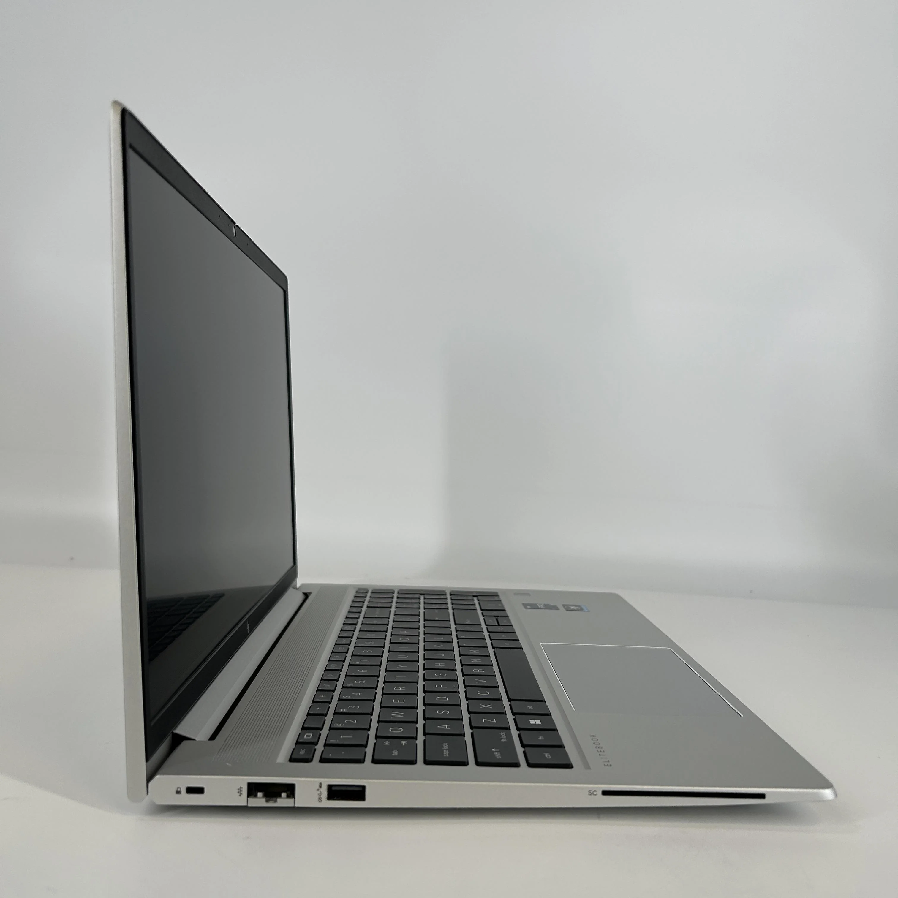 HP Elitebook 650 G9 15.6 Silver 1.8 GHz Intel Core i7 12th Gen. 16GB RAM 512GB Solid State Drive - Image 3