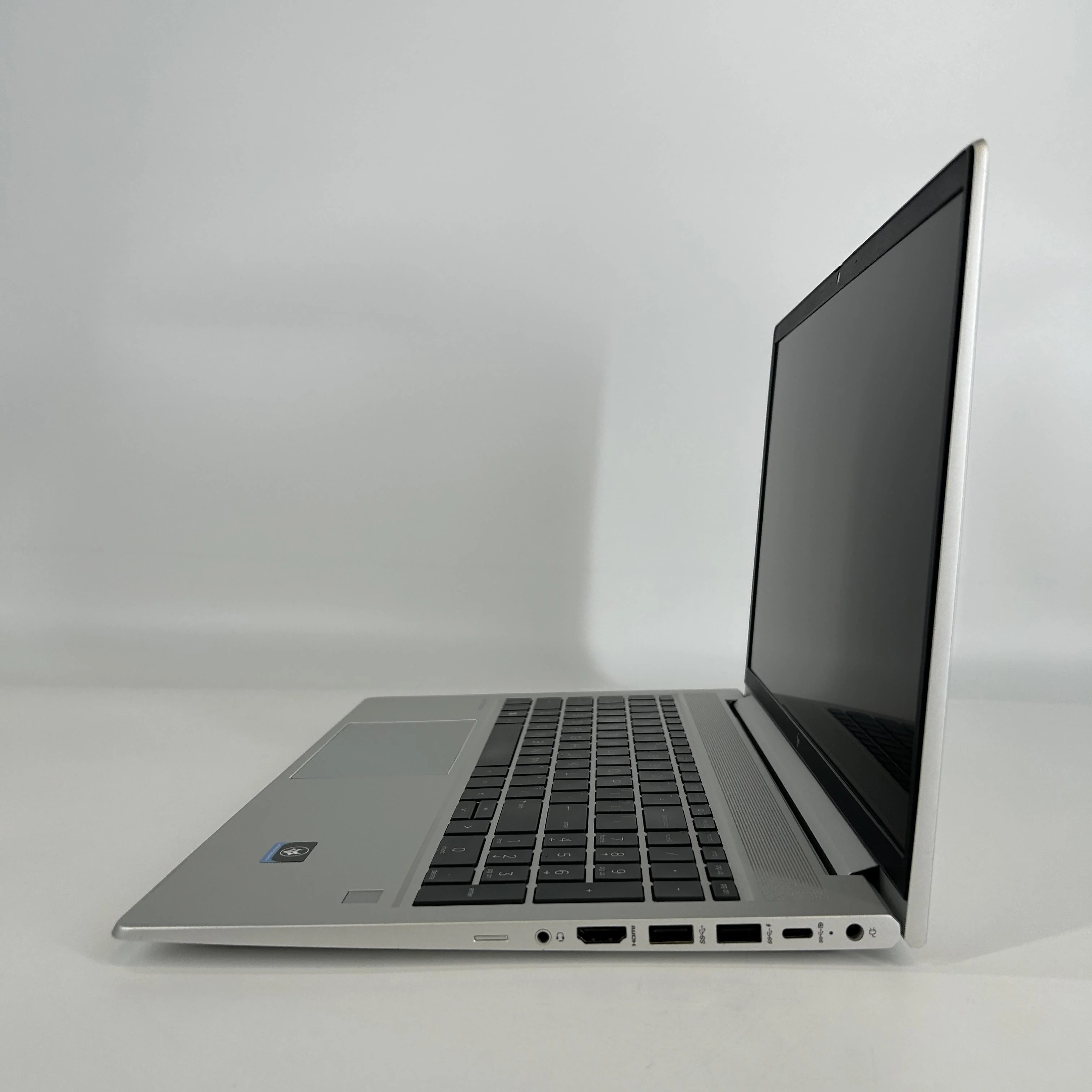 HP Elitebook 655 G9 15.6 Silver 2.3 GHz AMD Ryzen 5 Pro 5675U 16GB RAM 512GB Solid State Drive - Image 4
