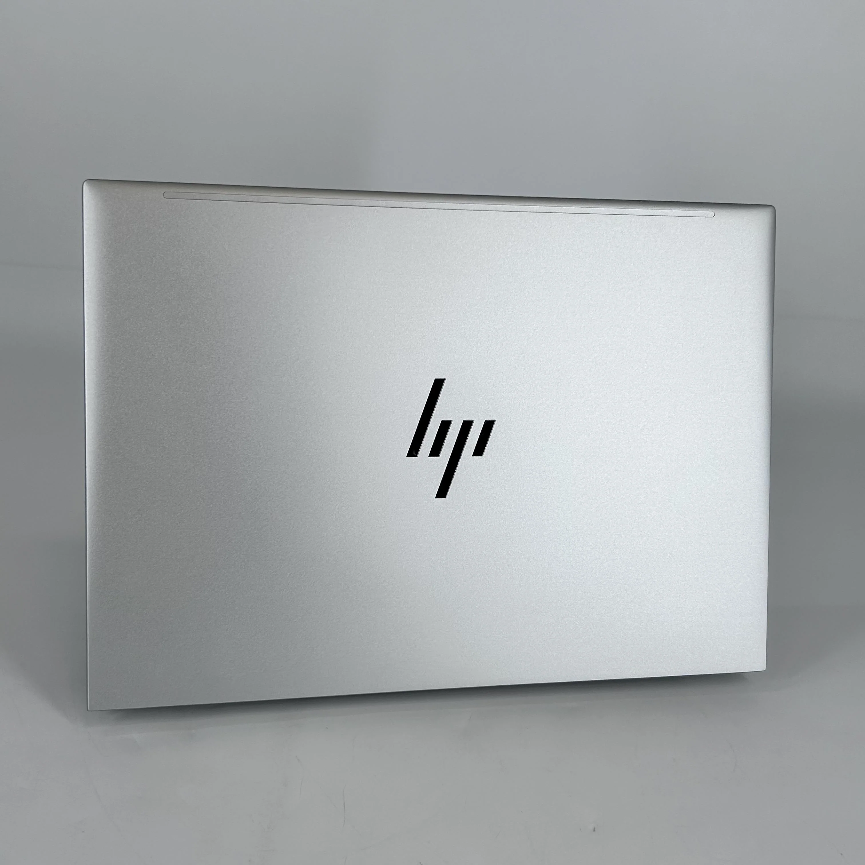HP Elitebook 840 G11 14 Silver 1.7 GHz Intel Core Ultra 7 64GB RAM 1TB Solid State Drive - Image 10