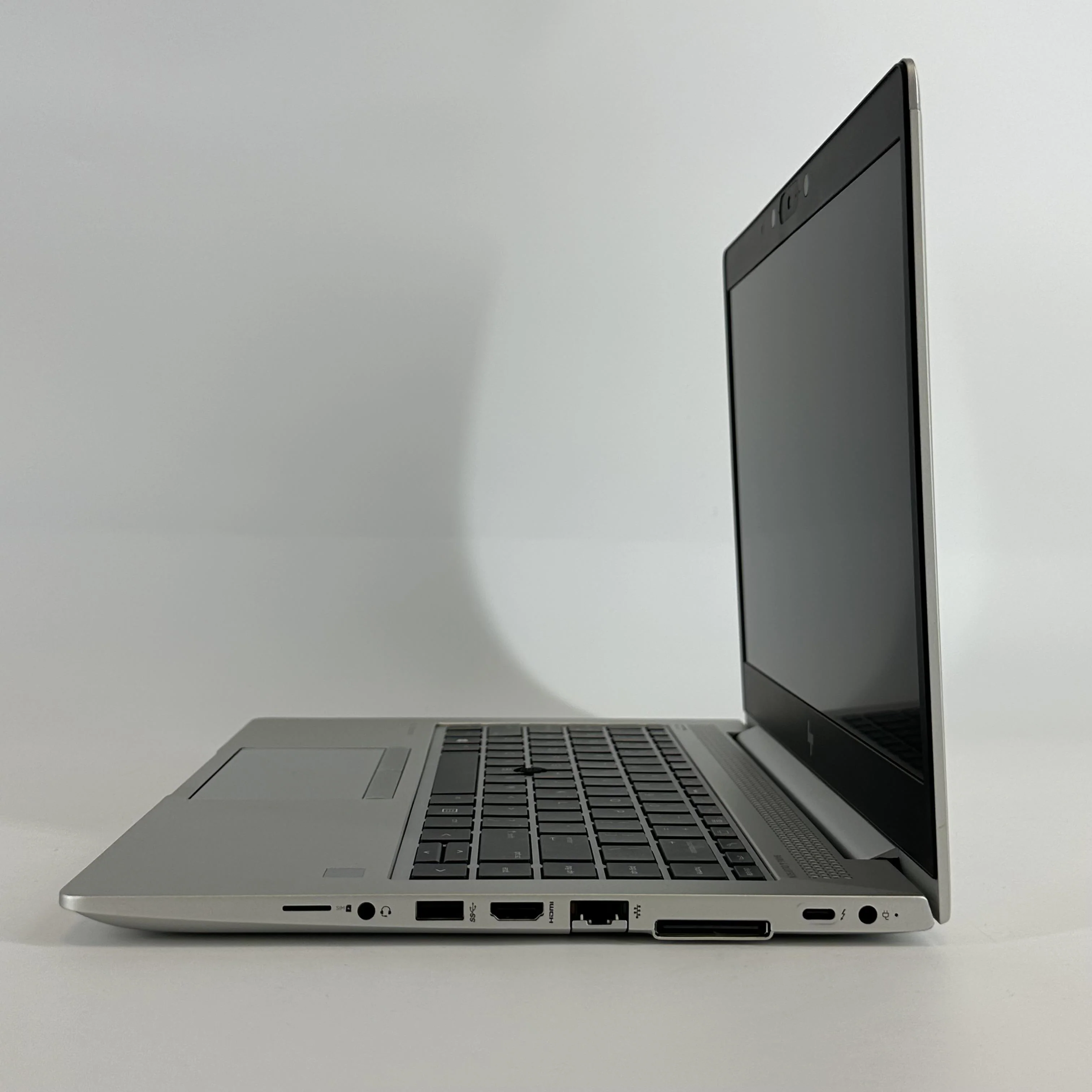 HP Elitebook 840 G6 14 Silver 1.6 GHz Intel Core i5 8th Gen. 8GB RAM 256GB Solid State Drive - Image 5
