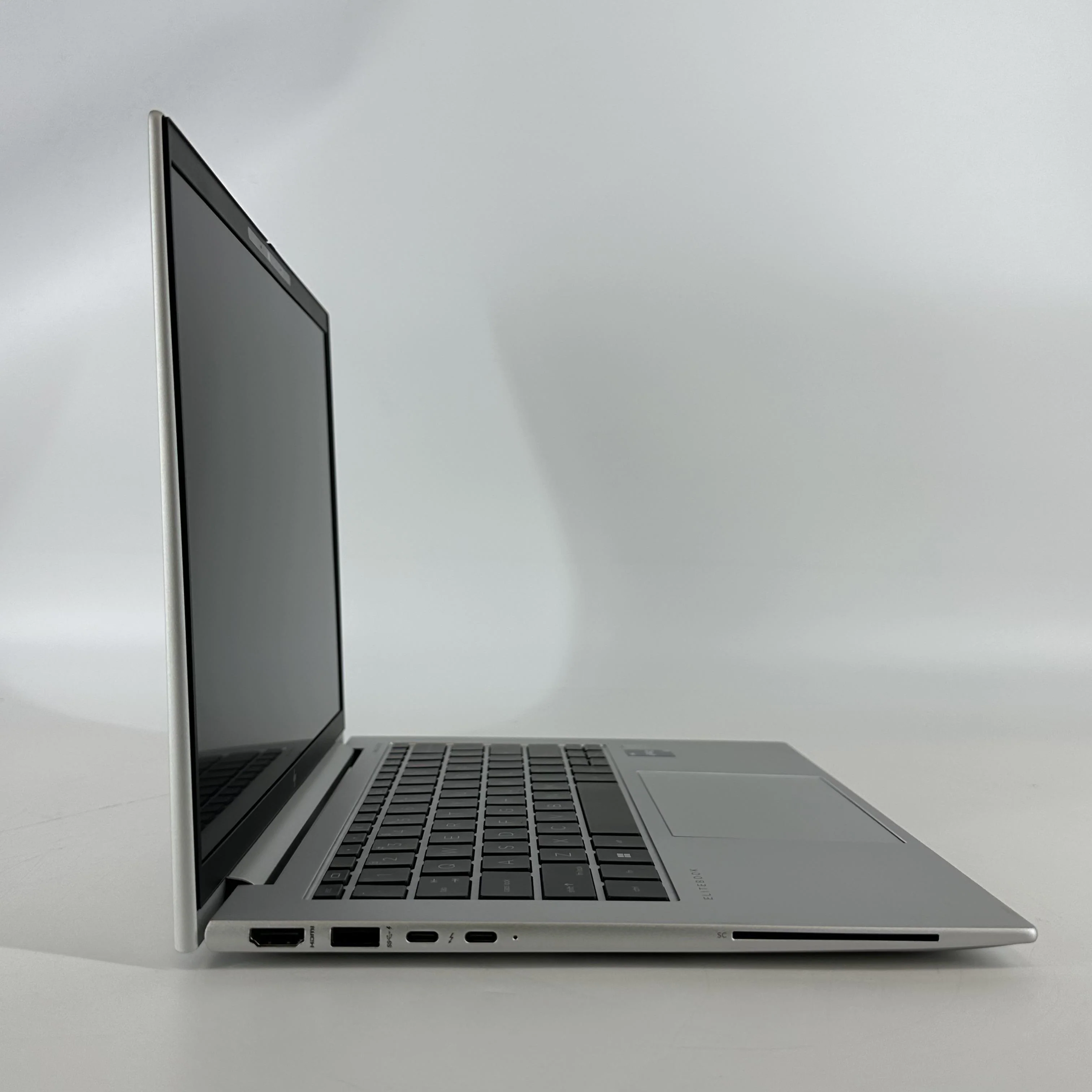 HP Elitebook 840 G9 14 Silver 1.6 GHz Intel Core i5 12th Gen. 16GB RAM 256GB Solid State Drive - Image 3